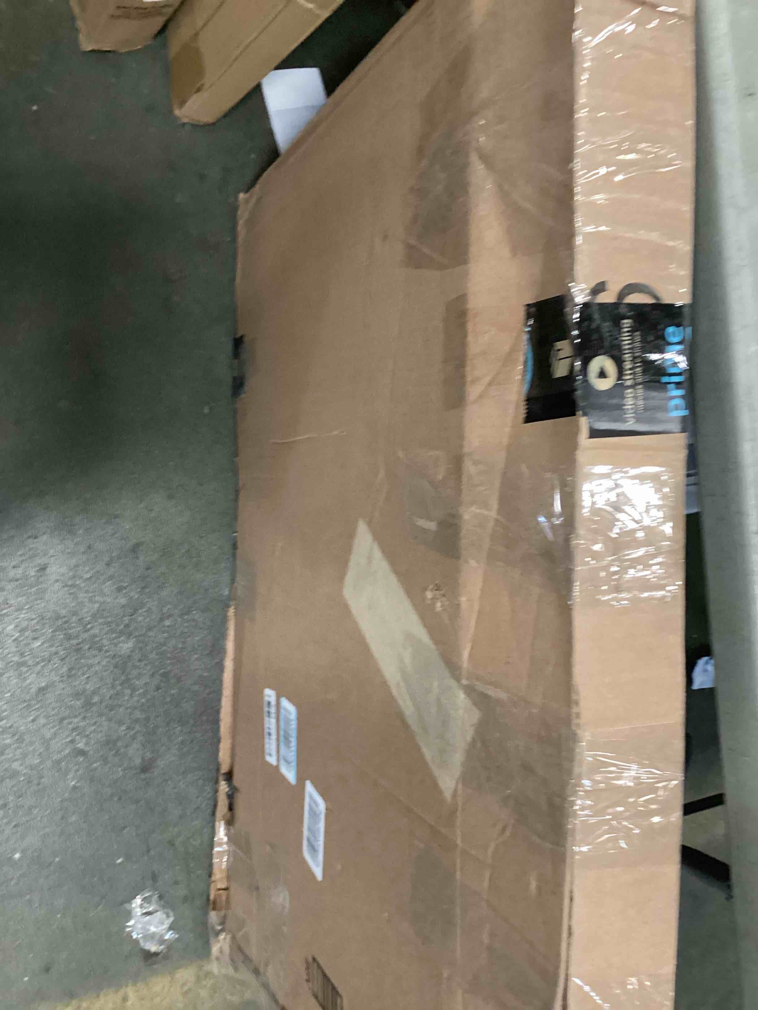 https://s3.amazonaws.com/lotting-images-prod/bidfta/PPE00211965_1724711815356.jpeg