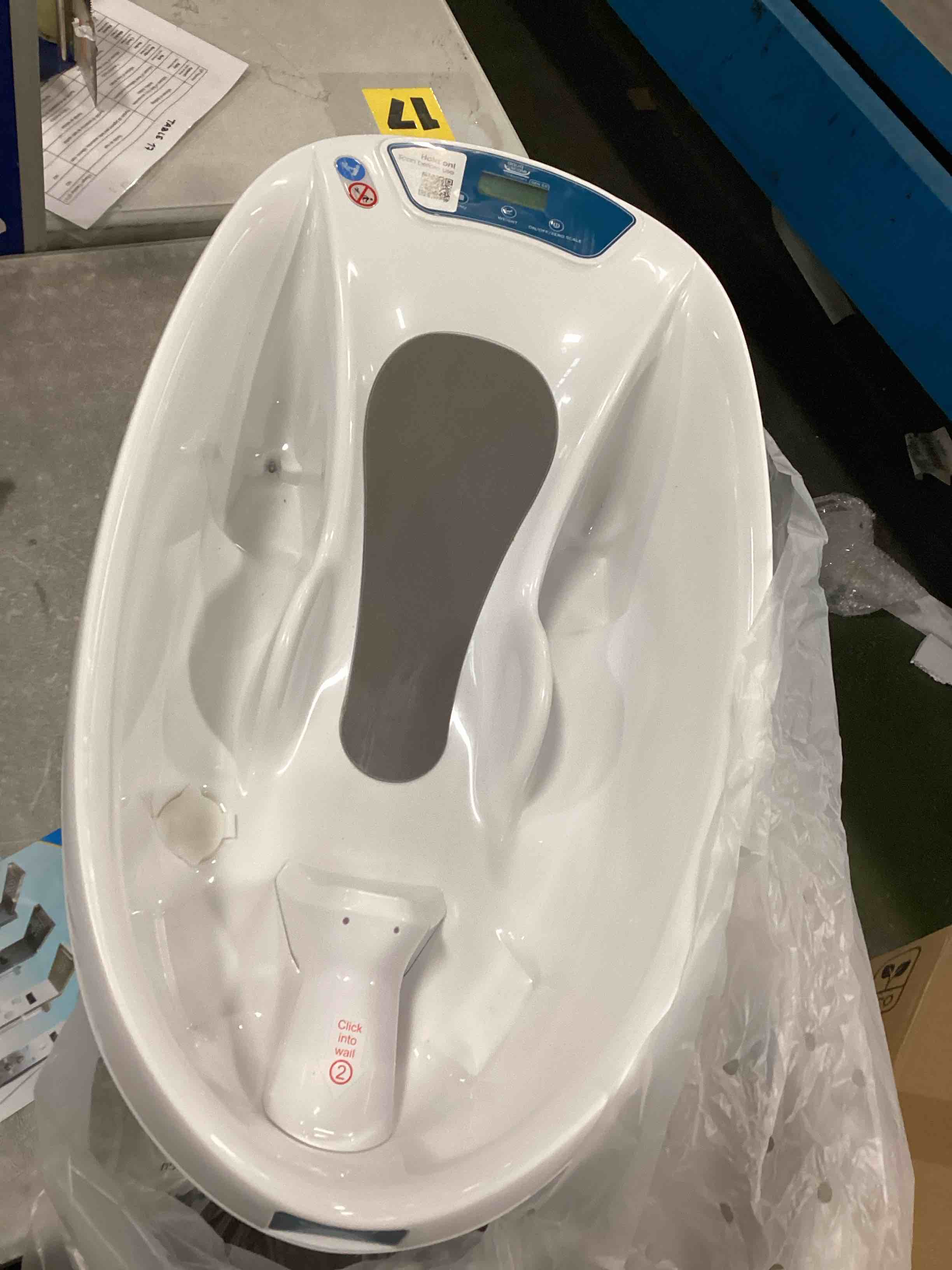 https://s3.amazonaws.com/lotting-images-prod/bidfta/PPE00212472_1732110771821.jpeg