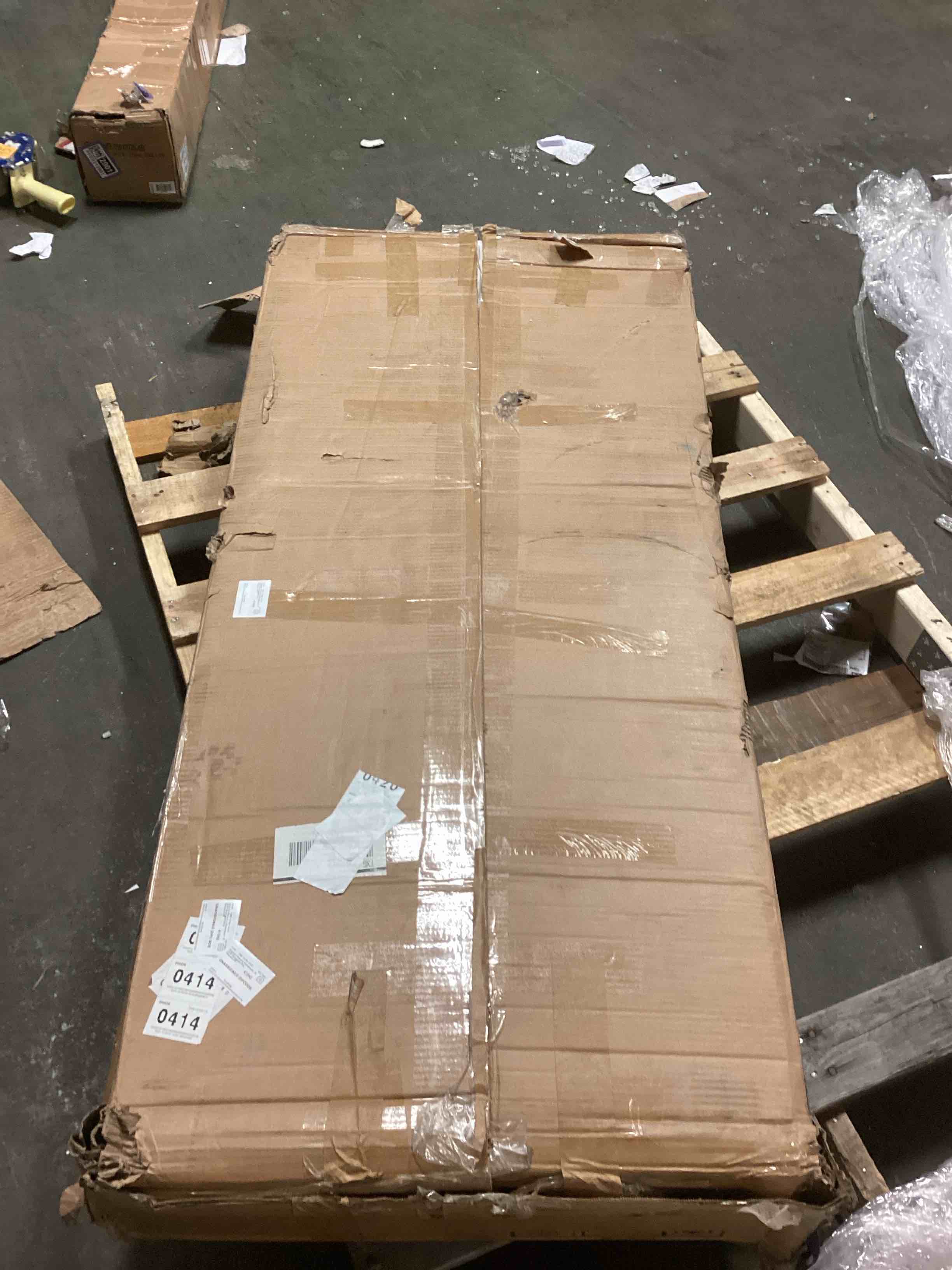 https://s3.amazonaws.com/lotting-images-prod/bidfta/PPE00212899_1730921960472.jpeg