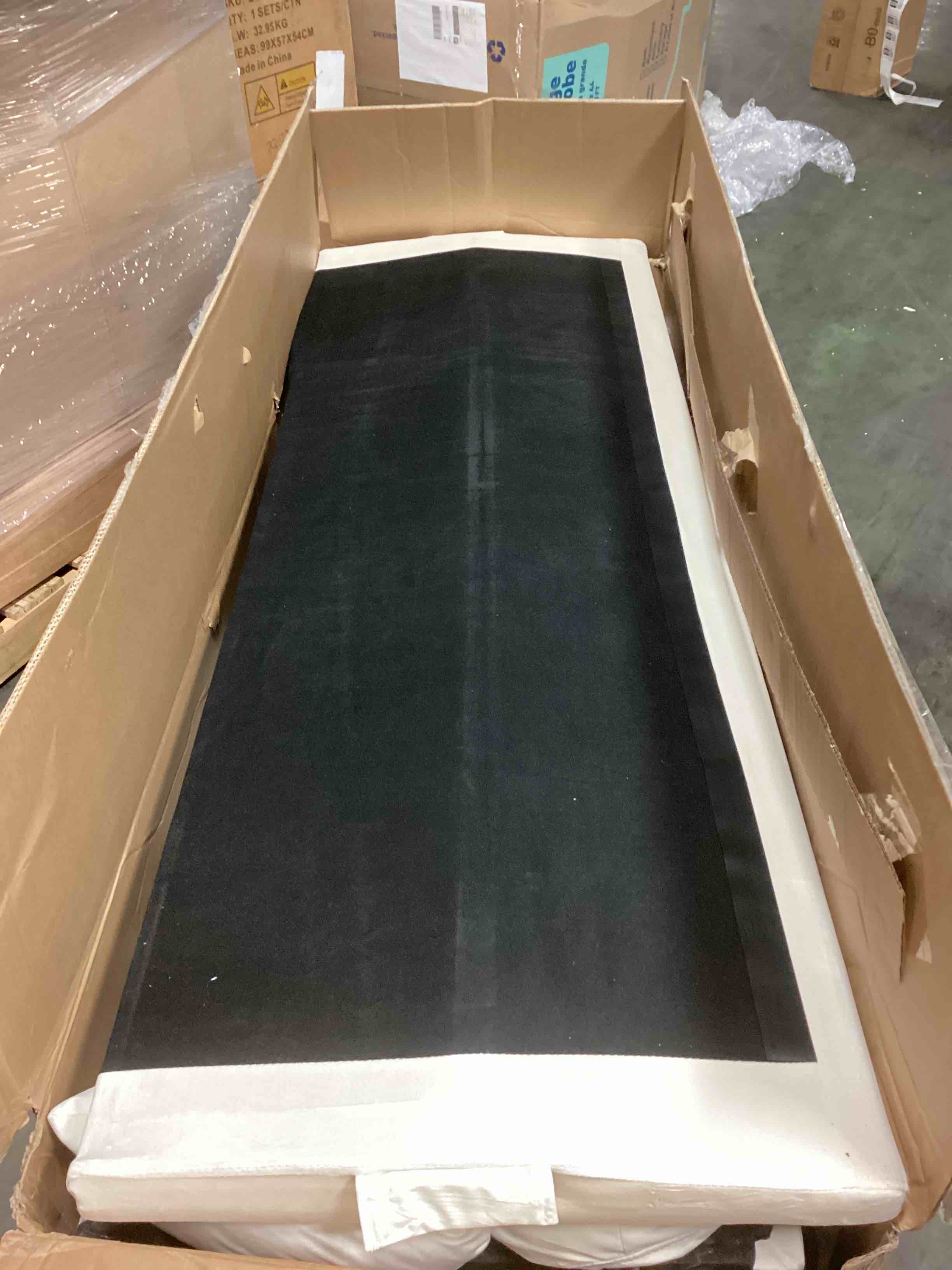 https://s3.amazonaws.com/lotting-images-prod/bidfta/PPE00212906_1730919493467.jpeg