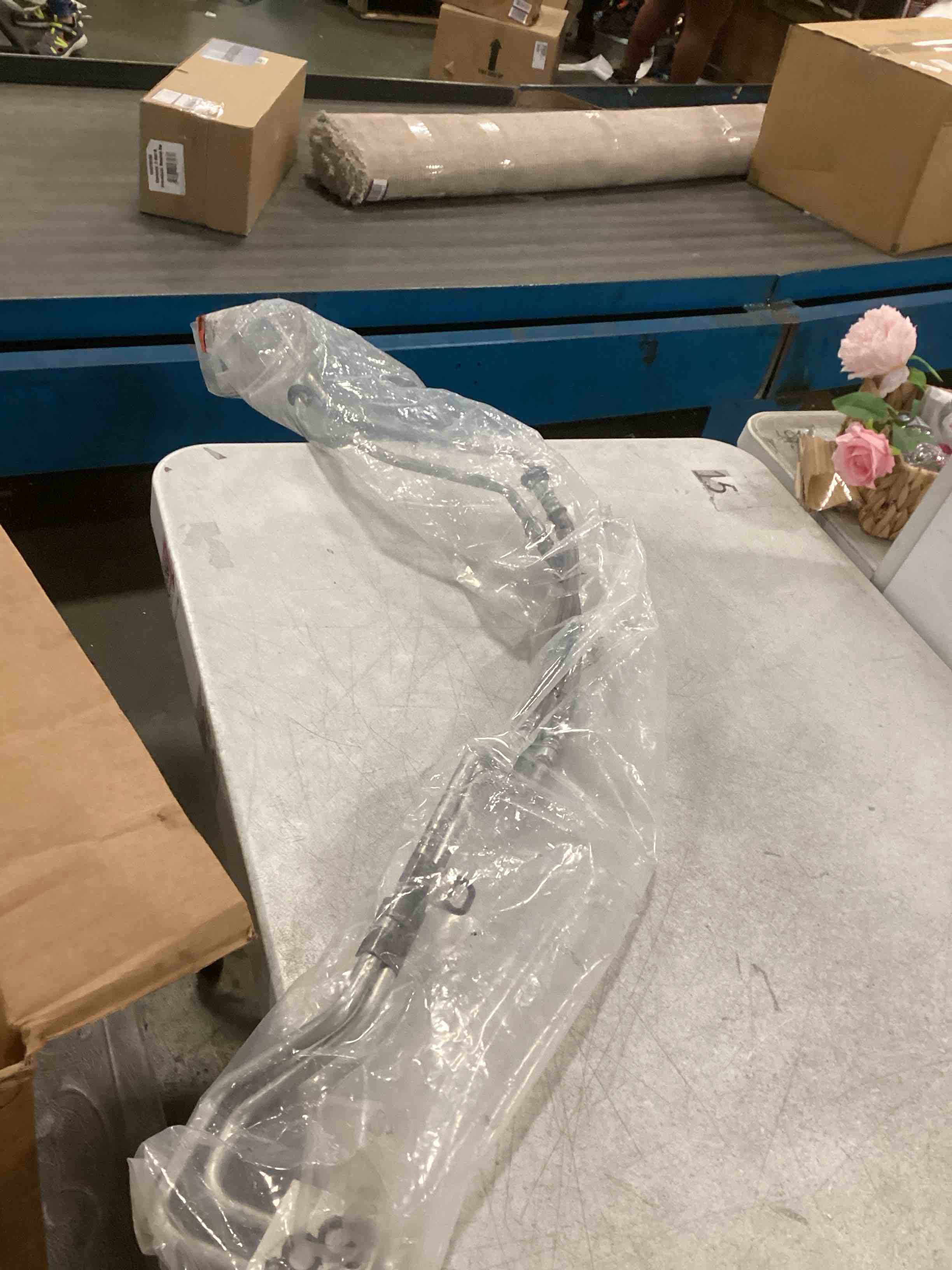 https://s3.amazonaws.com/lotting-images-prod/bidfta/PPE00213045_1730901560698.jpeg
