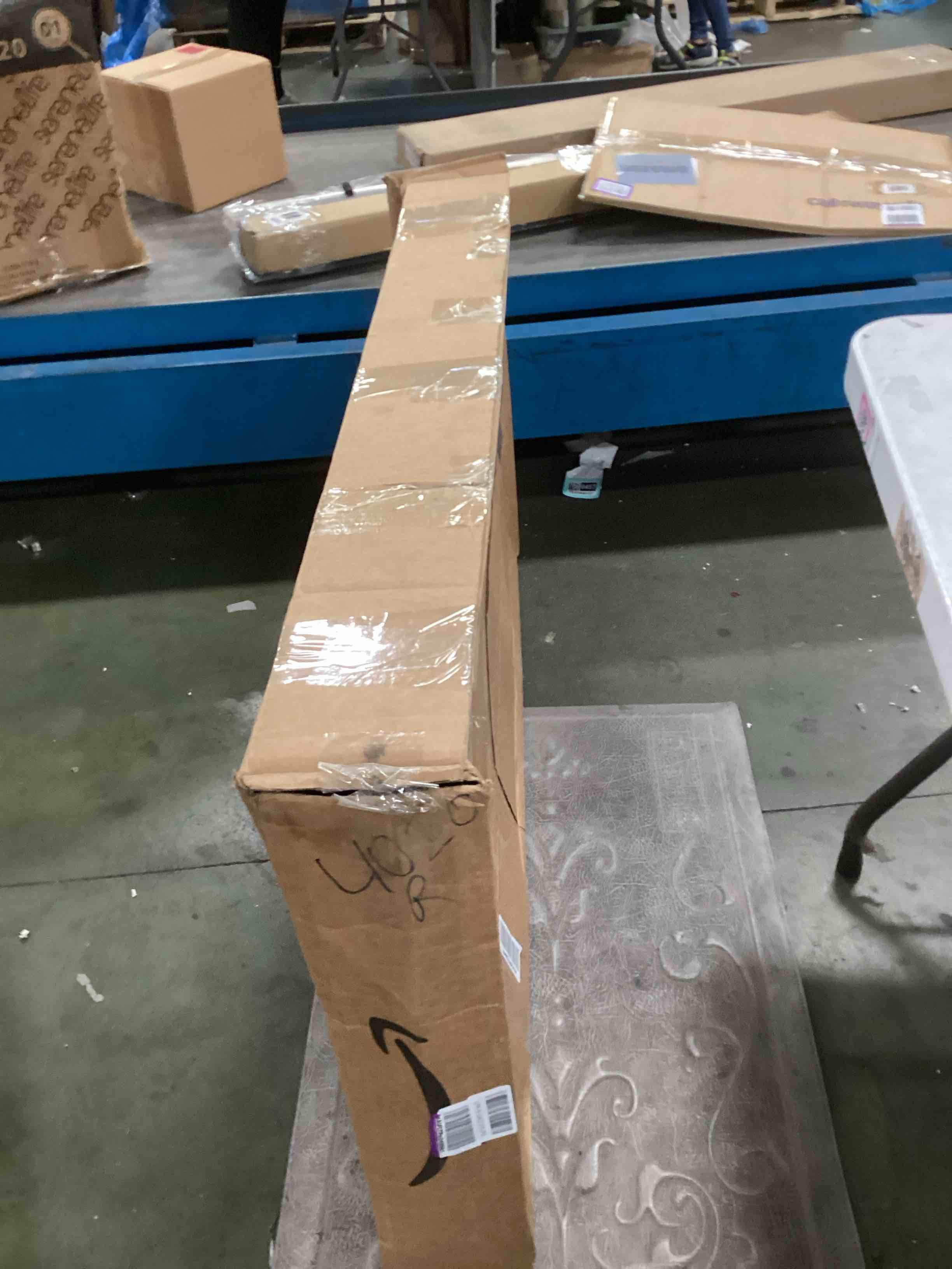 https://s3.amazonaws.com/lotting-images-prod/bidfta/PPE00213045_1730901584827.jpeg