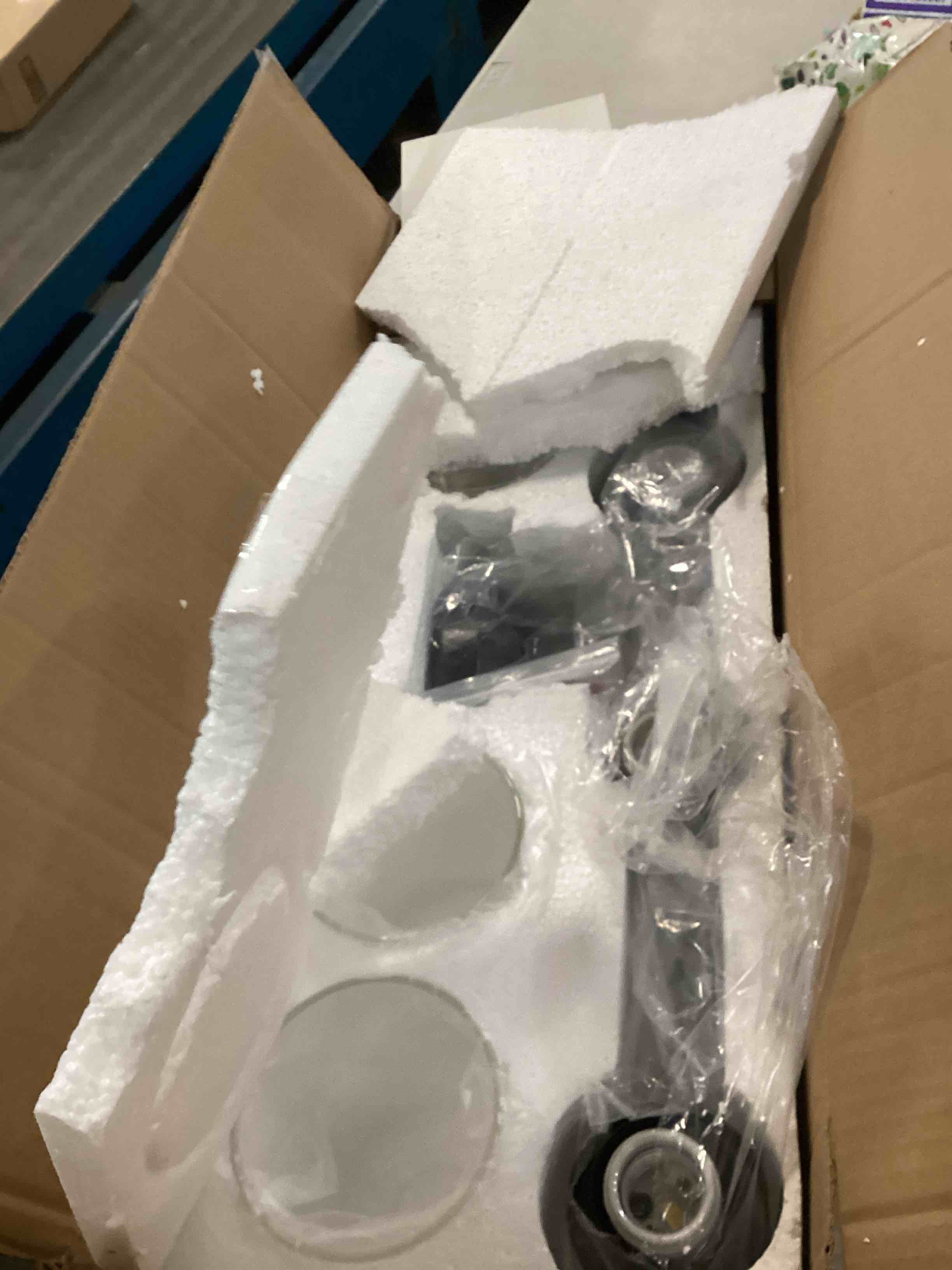 https://s3.amazonaws.com/lotting-images-prod/bidfta/PPE00213973_1728391619946.jpeg