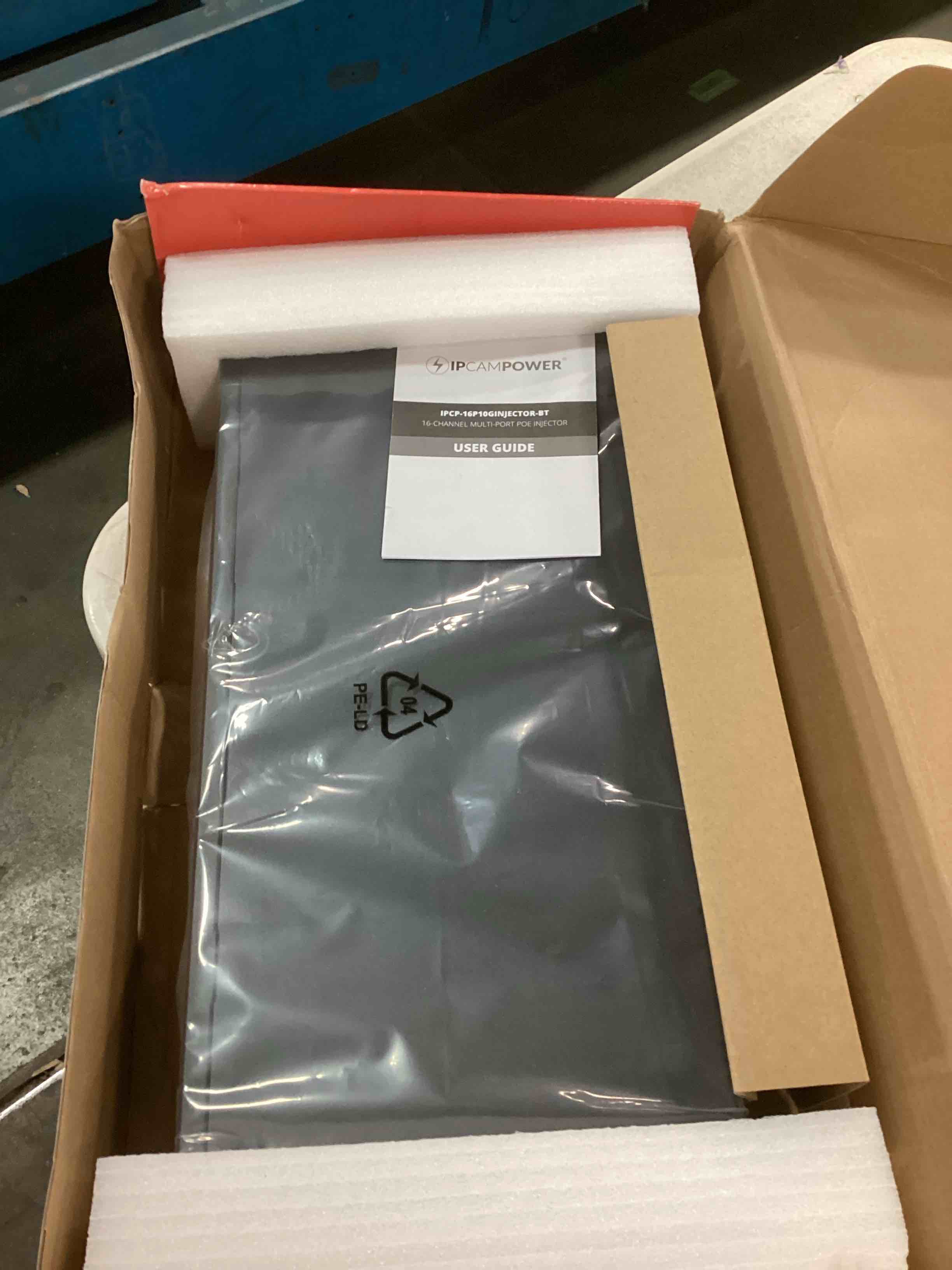 https://s3.amazonaws.com/lotting-images-prod/bidfta/PPE00214242_1729918983899.jpeg
