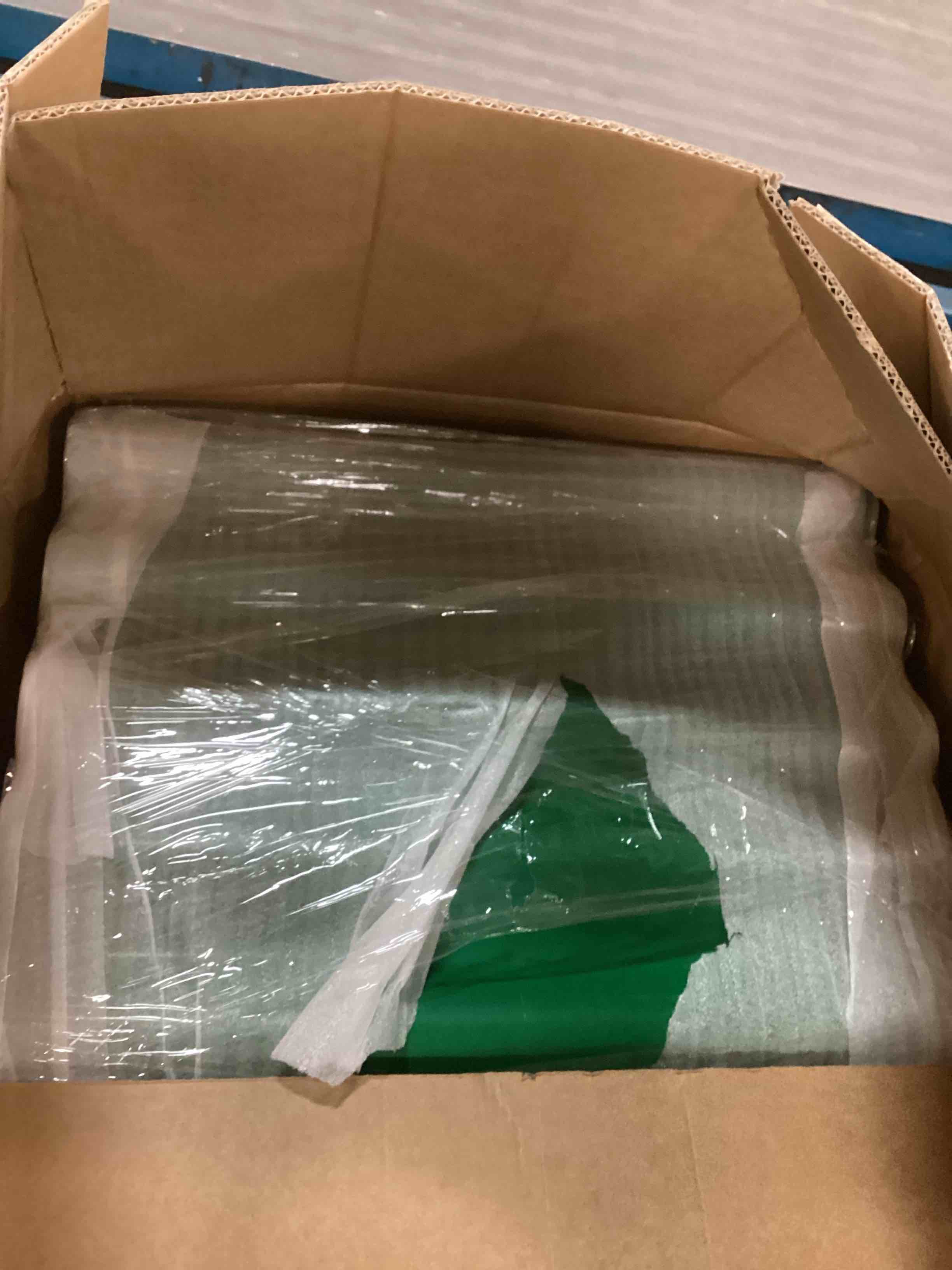 https://s3.amazonaws.com/lotting-images-prod/bidfta/PPE00214371_1729899028215.jpeg