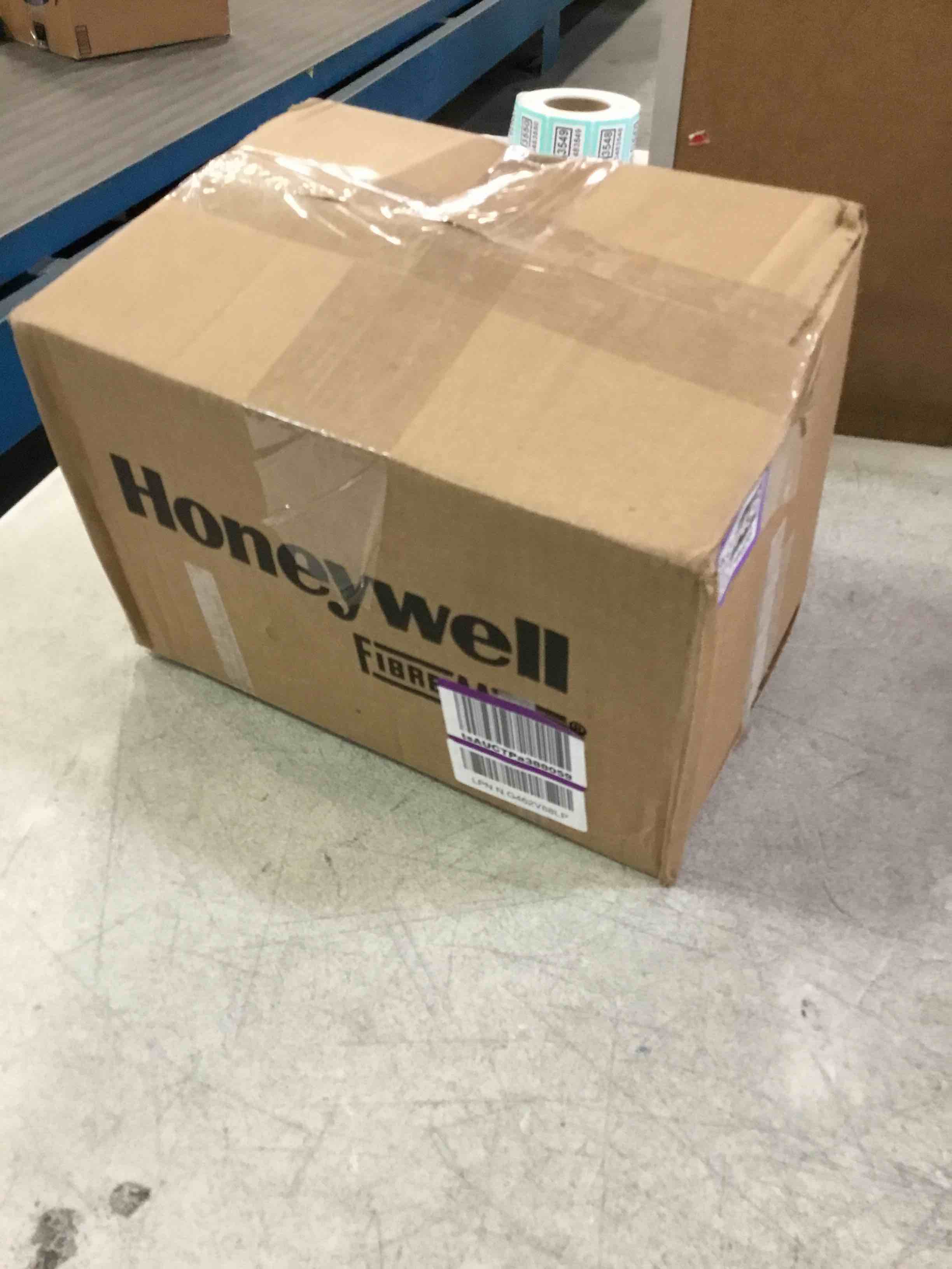 https://s3.amazonaws.com/lotting-images-prod/bidfta/PPE00214456_1729881375573.jpeg