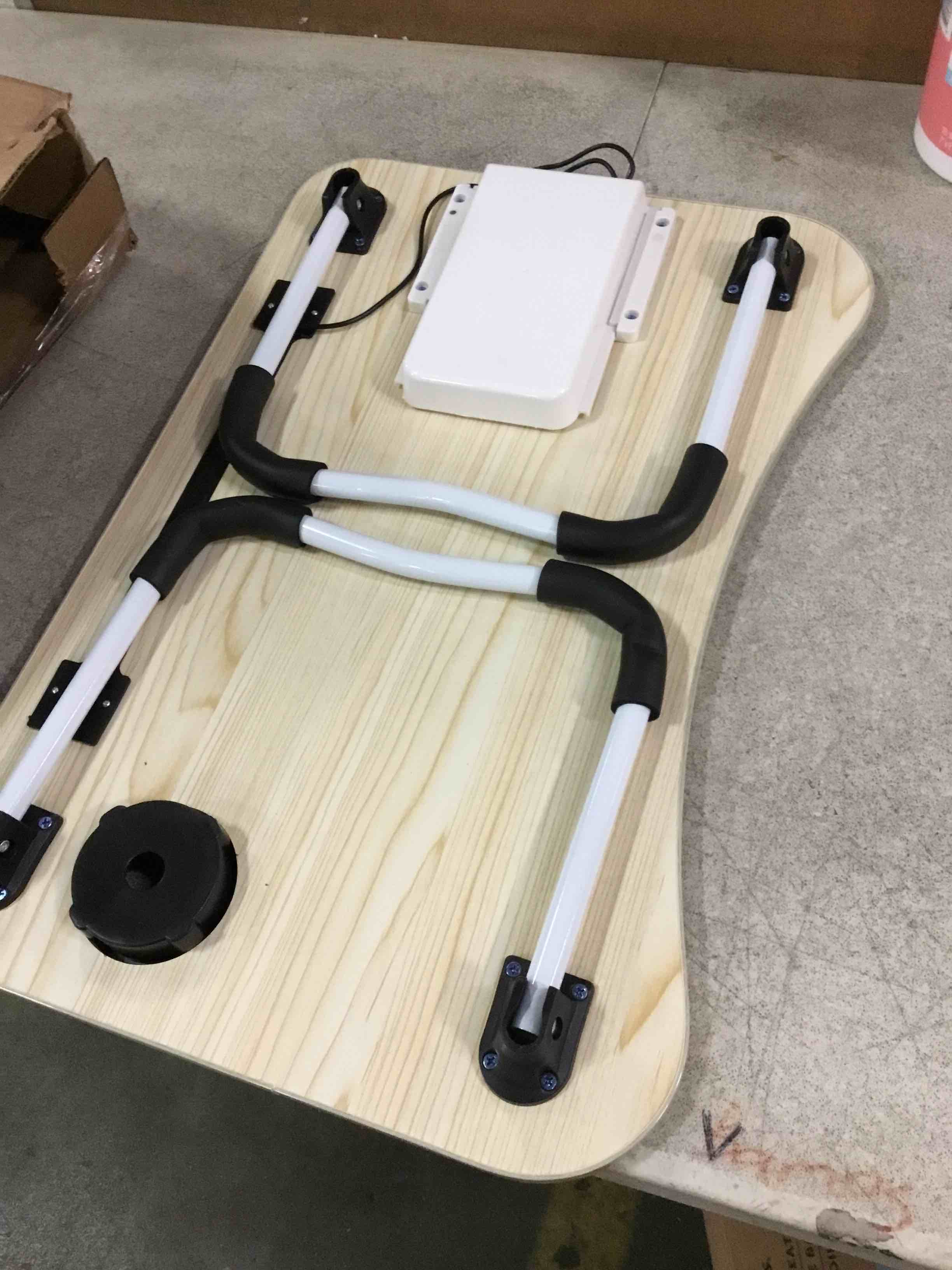 https://s3.amazonaws.com/lotting-images-prod/bidfta/PPE00214559_1729863308372.jpeg