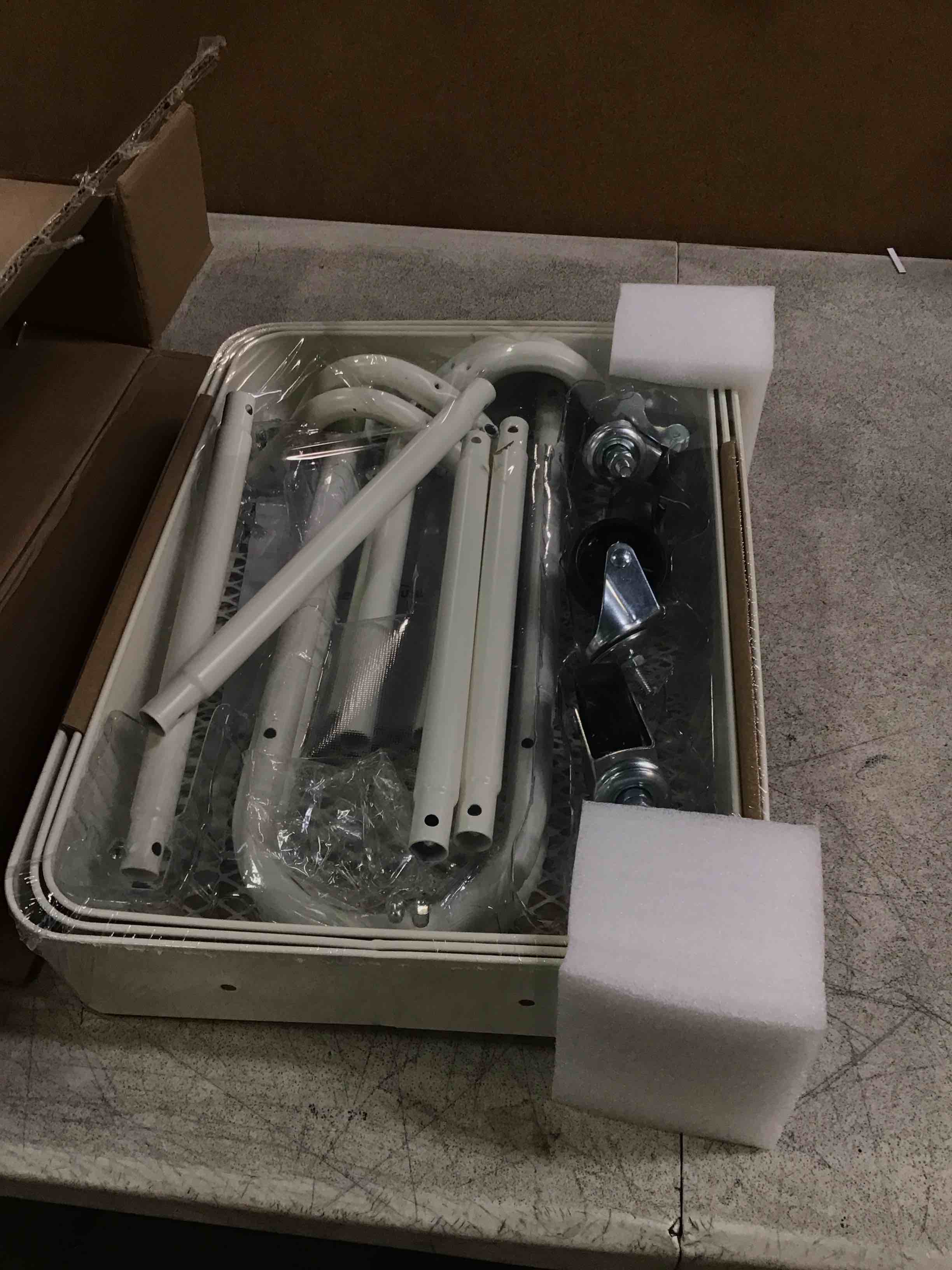 https://s3.amazonaws.com/lotting-images-prod/bidfta/PPE00214925_1729709425526.jpeg