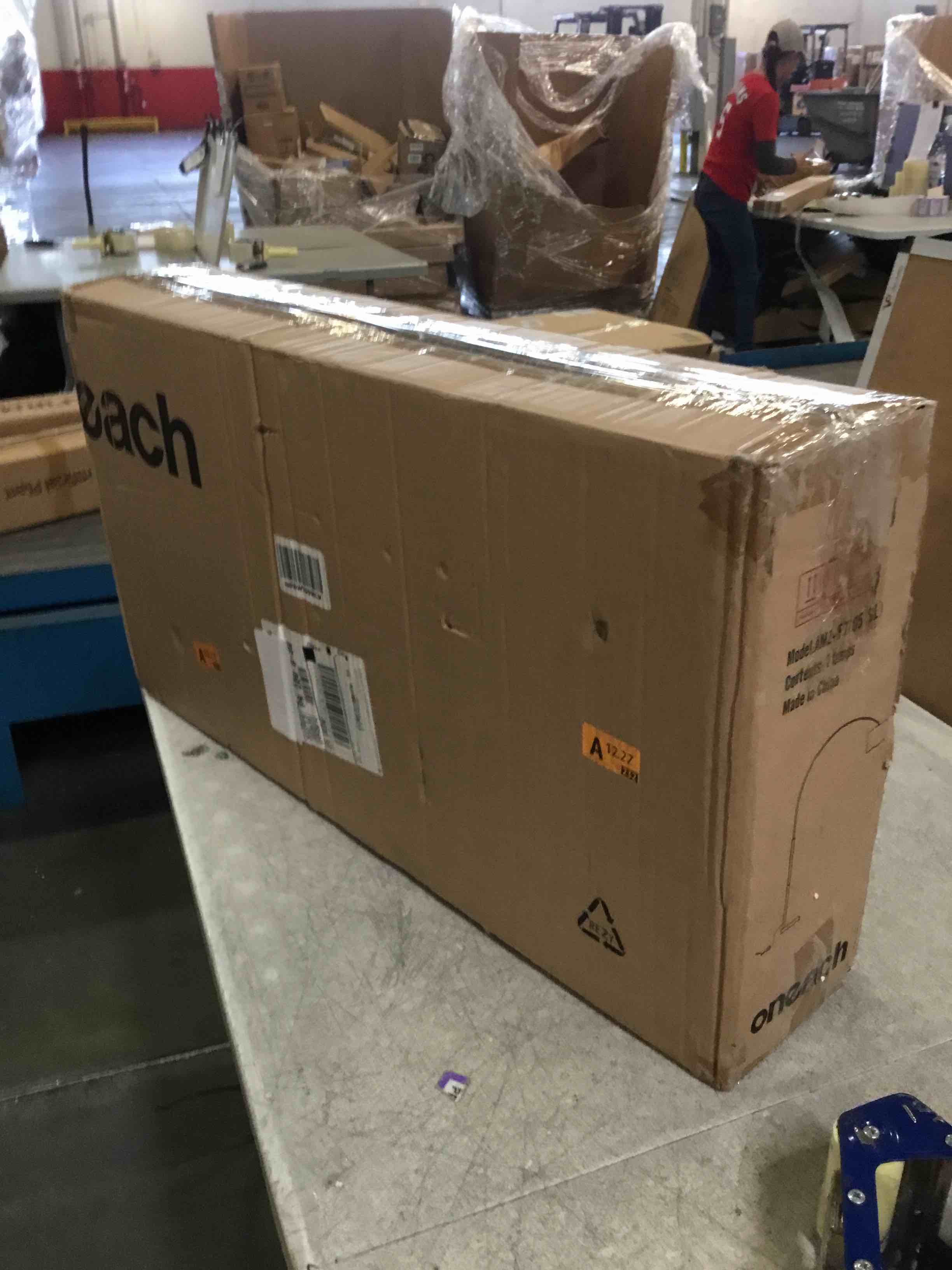 https://s3.amazonaws.com/lotting-images-prod/bidfta/PPE00214942_1729703846433.jpeg