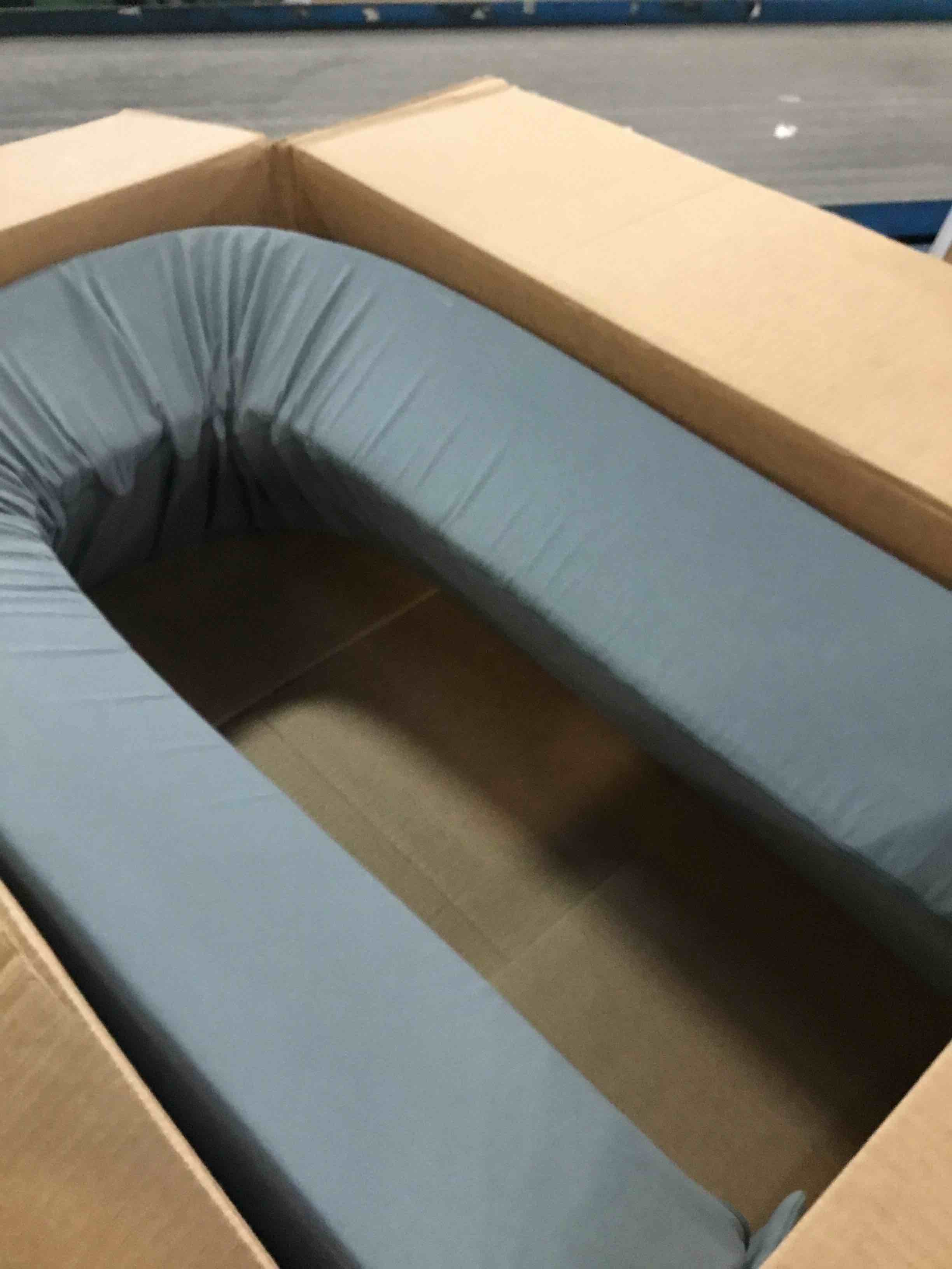 https://s3.amazonaws.com/lotting-images-prod/bidfta/PPE00215034_1729687650112.jpeg