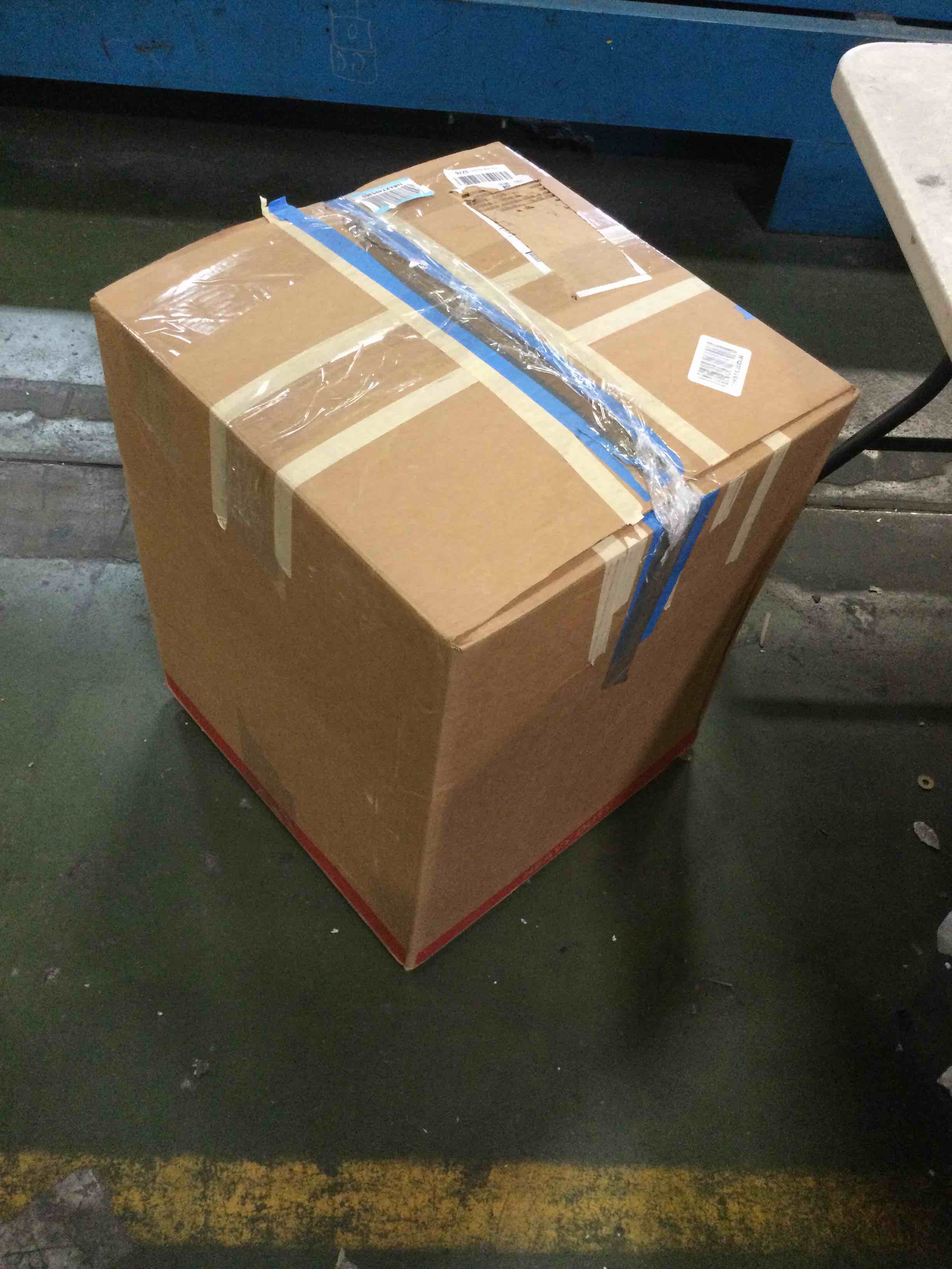 https://s3.amazonaws.com/lotting-images-prod/bidfta/PPE00215638_1729264073010.jpeg
