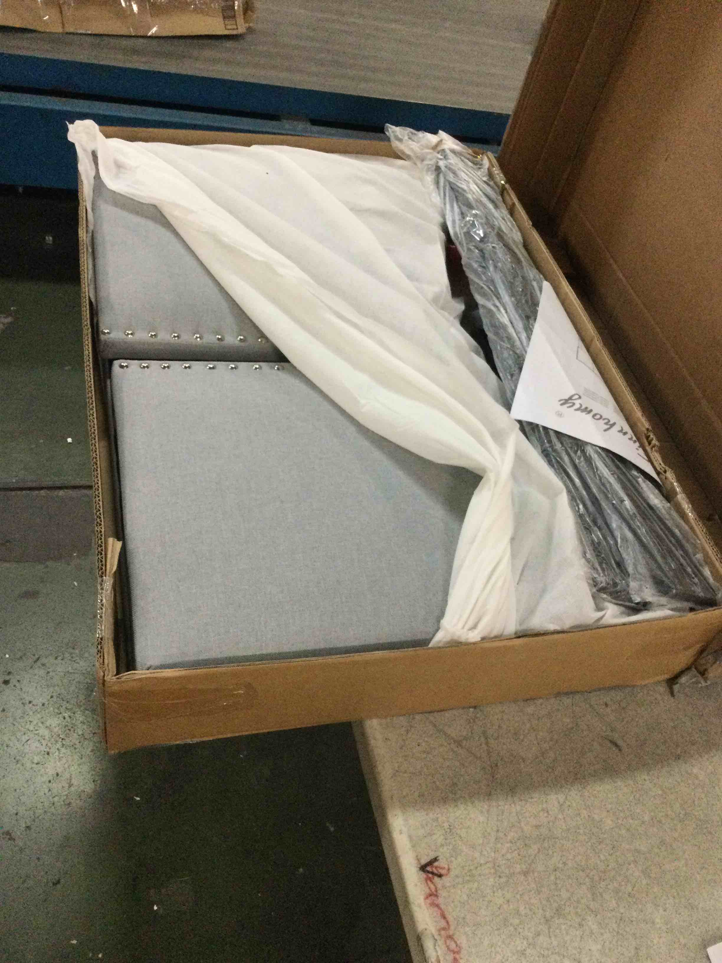 https://s3.amazonaws.com/lotting-images-prod/bidfta/PPE00215688_1729253692095.jpeg