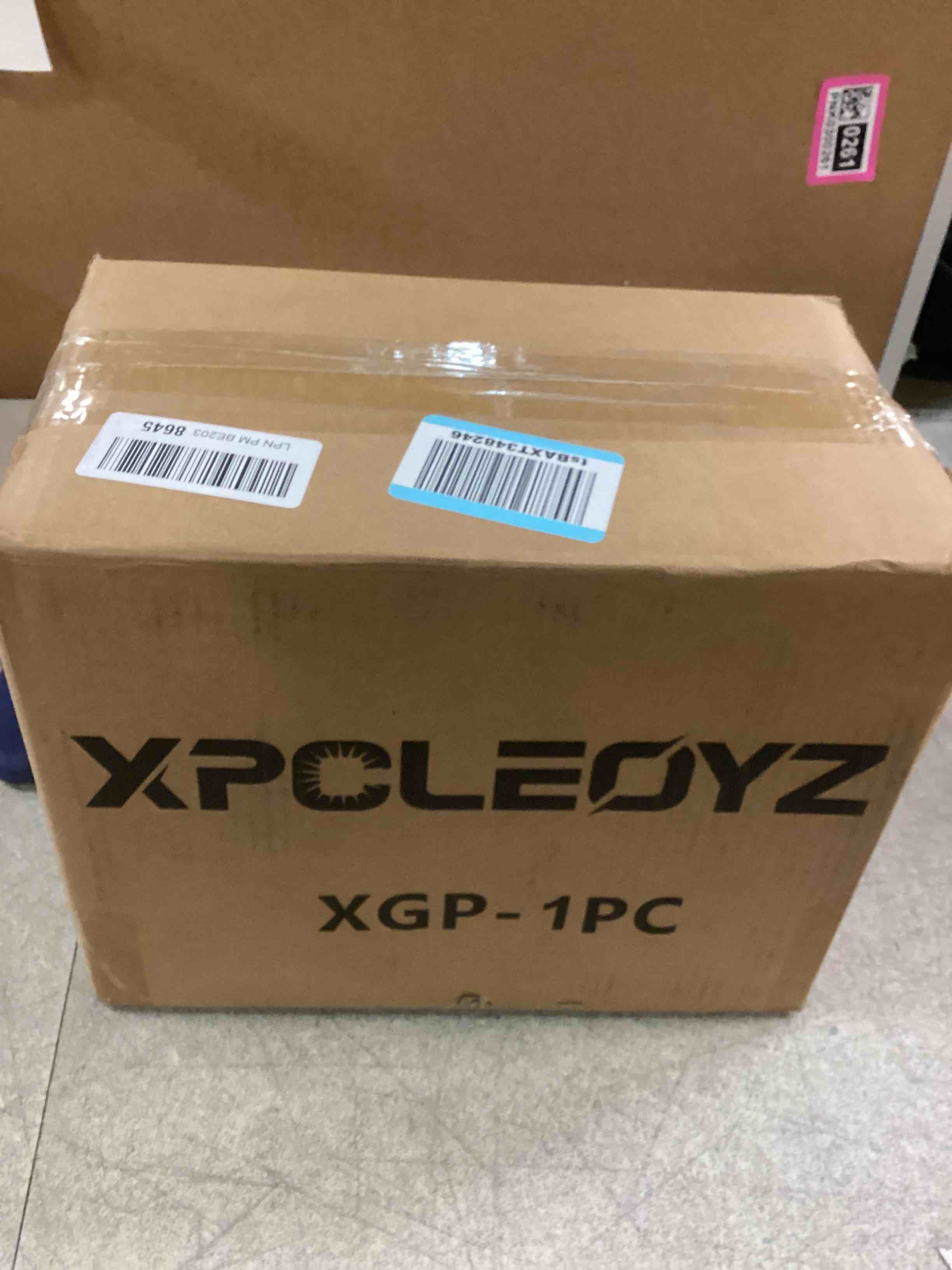 https://s3.amazonaws.com/lotting-images-prod/bidfta/PPE00215980_1728391220610.jpeg
