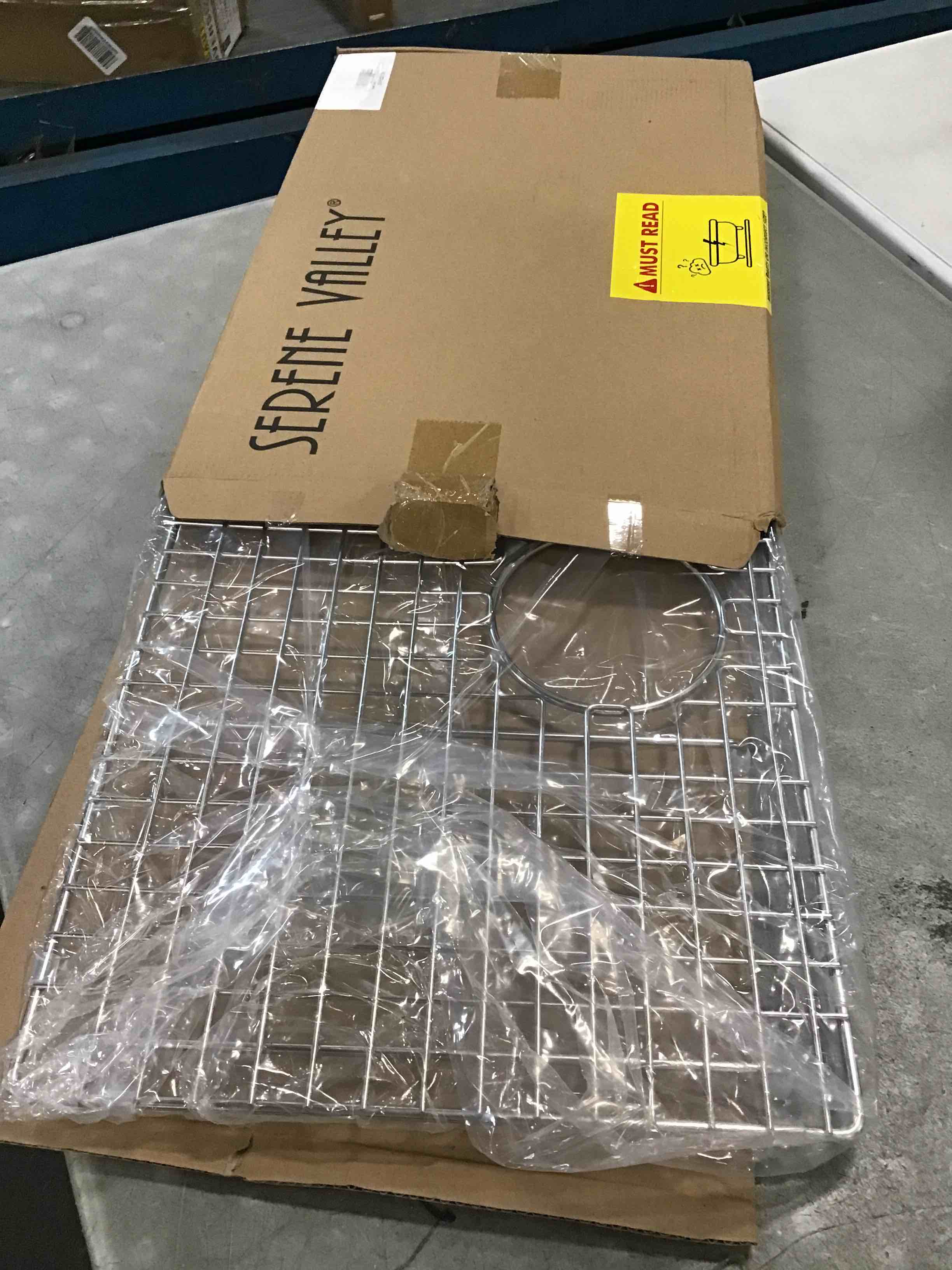 https://s3.amazonaws.com/lotting-images-prod/bidfta/PPE0022297_1726807180885.jpeg