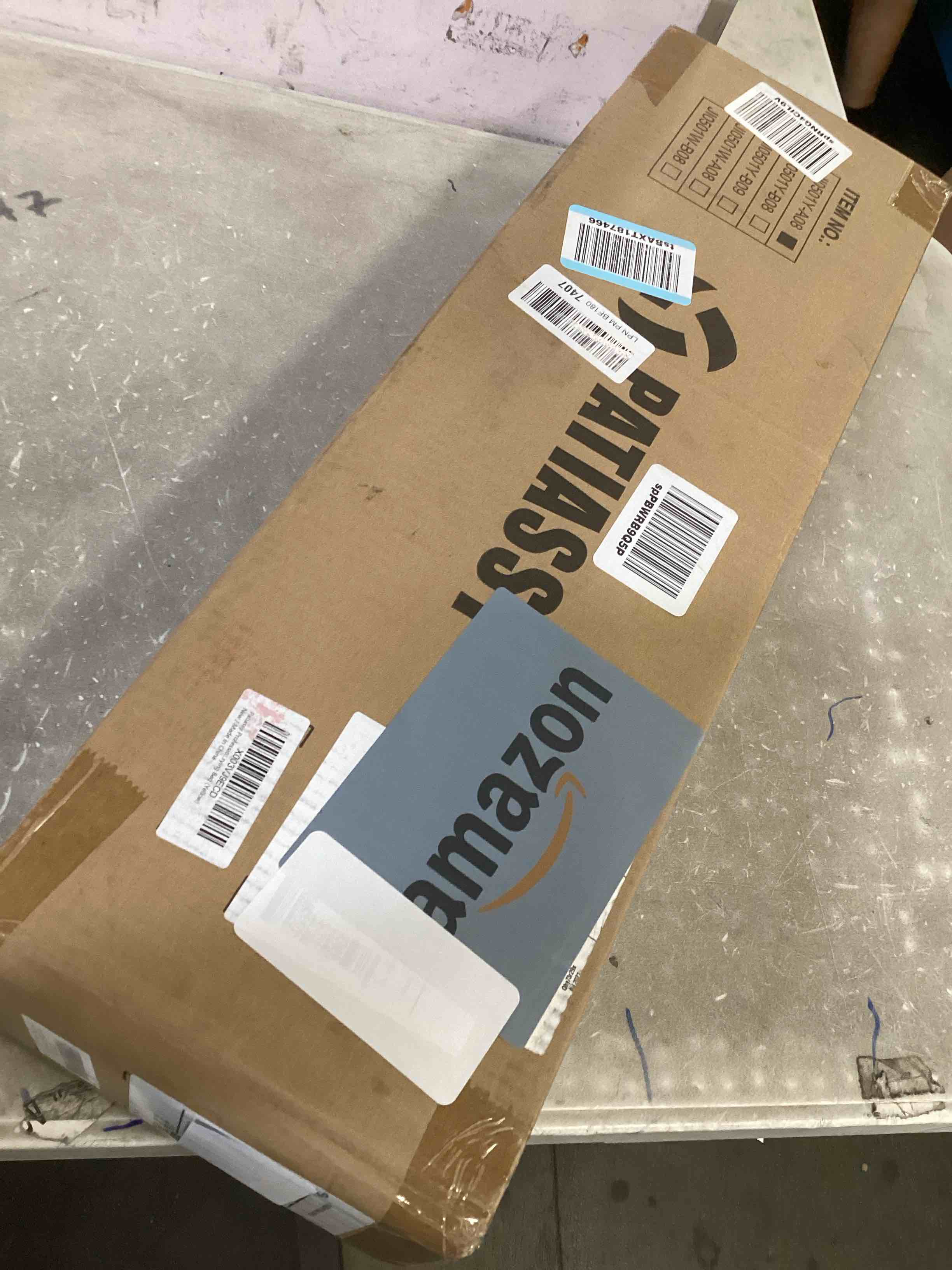 https://s3.amazonaws.com/lotting-images-prod/bidfta/PPE0024023_1724687945471.jpeg