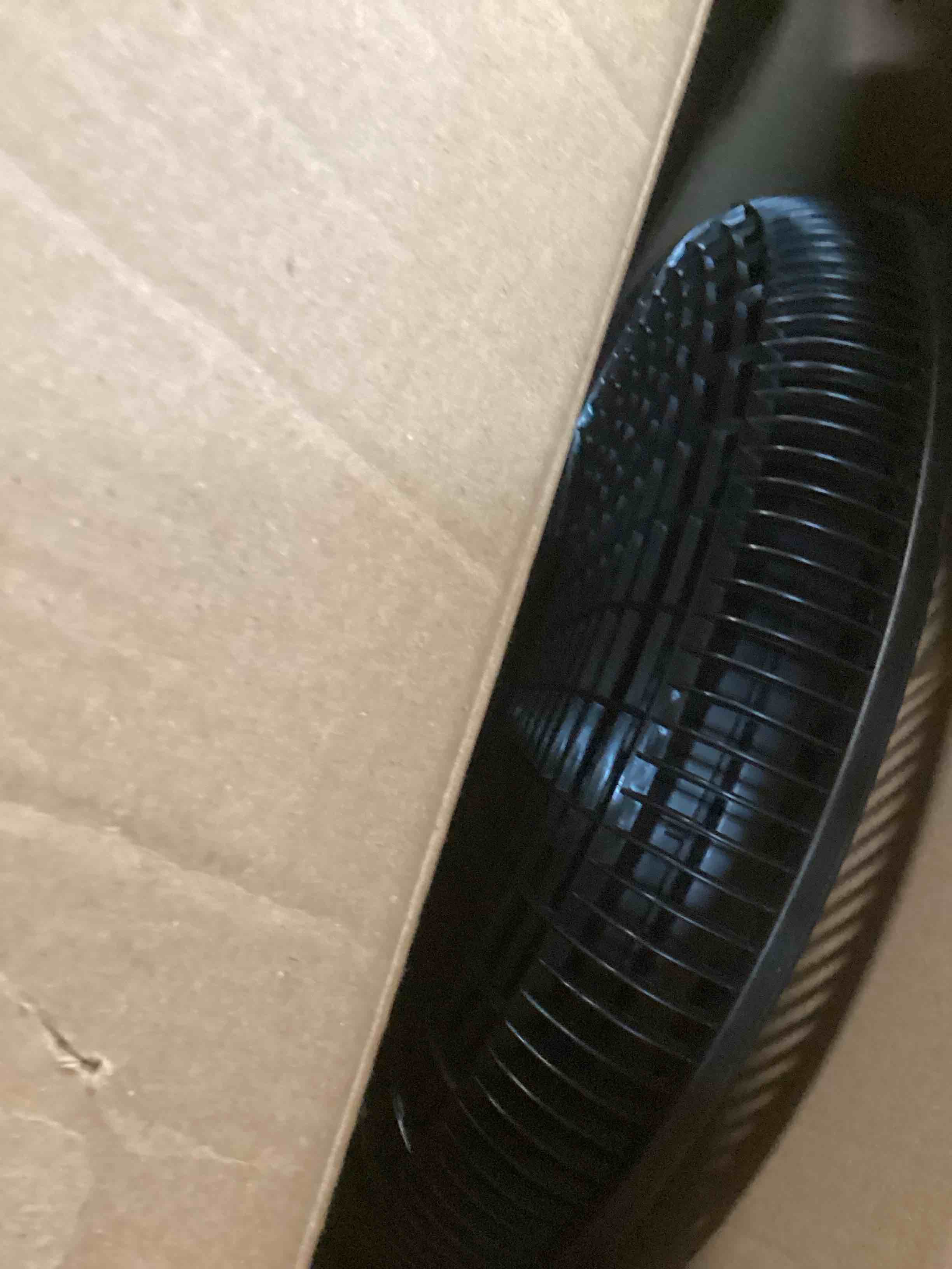https://s3.amazonaws.com/lotting-images-prod/bidfta/PPE0024914_1724179455766.jpeg