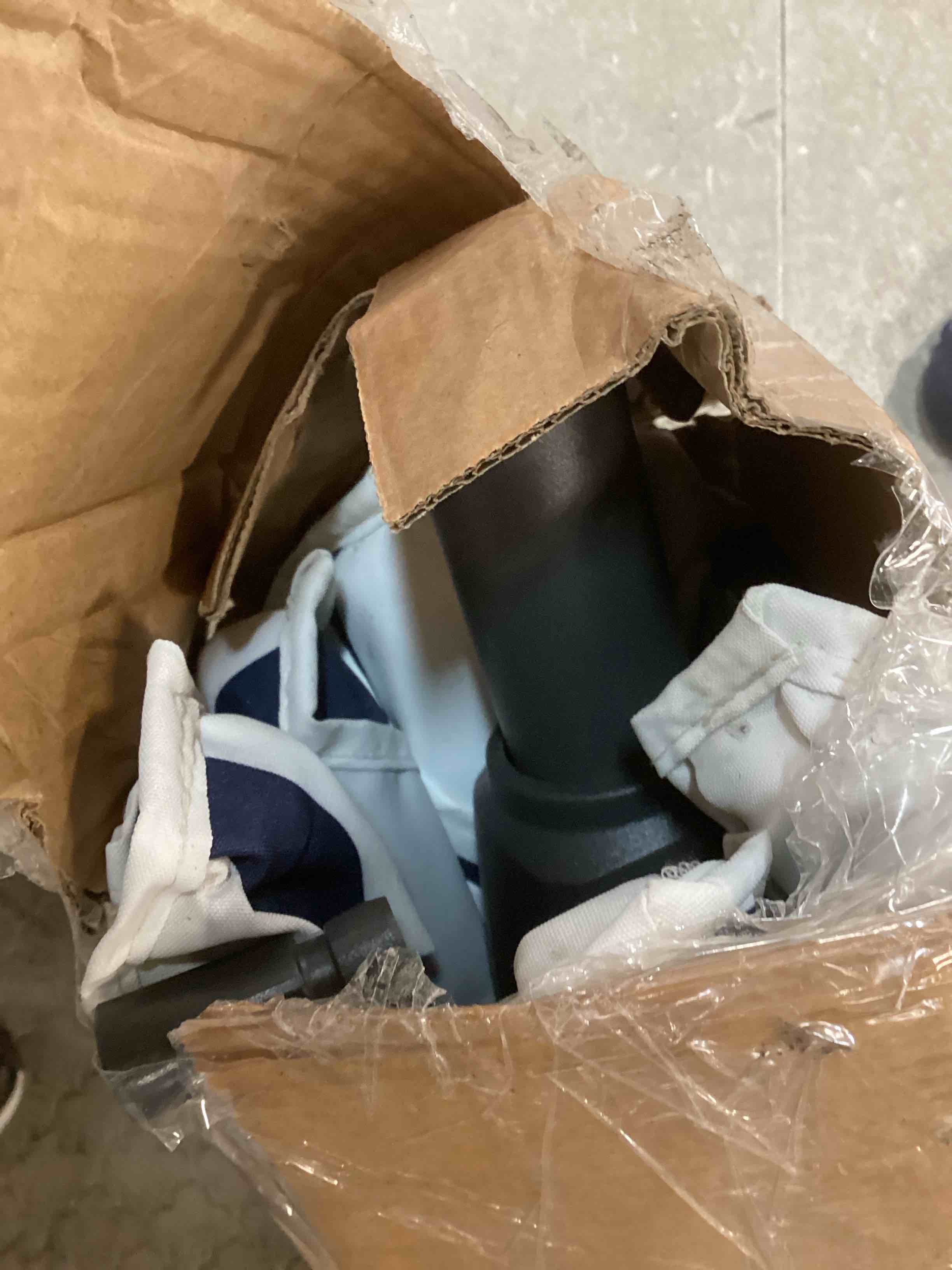 https://s3.amazonaws.com/lotting-images-prod/bidfta/PPE0024974_1724171751754.jpeg