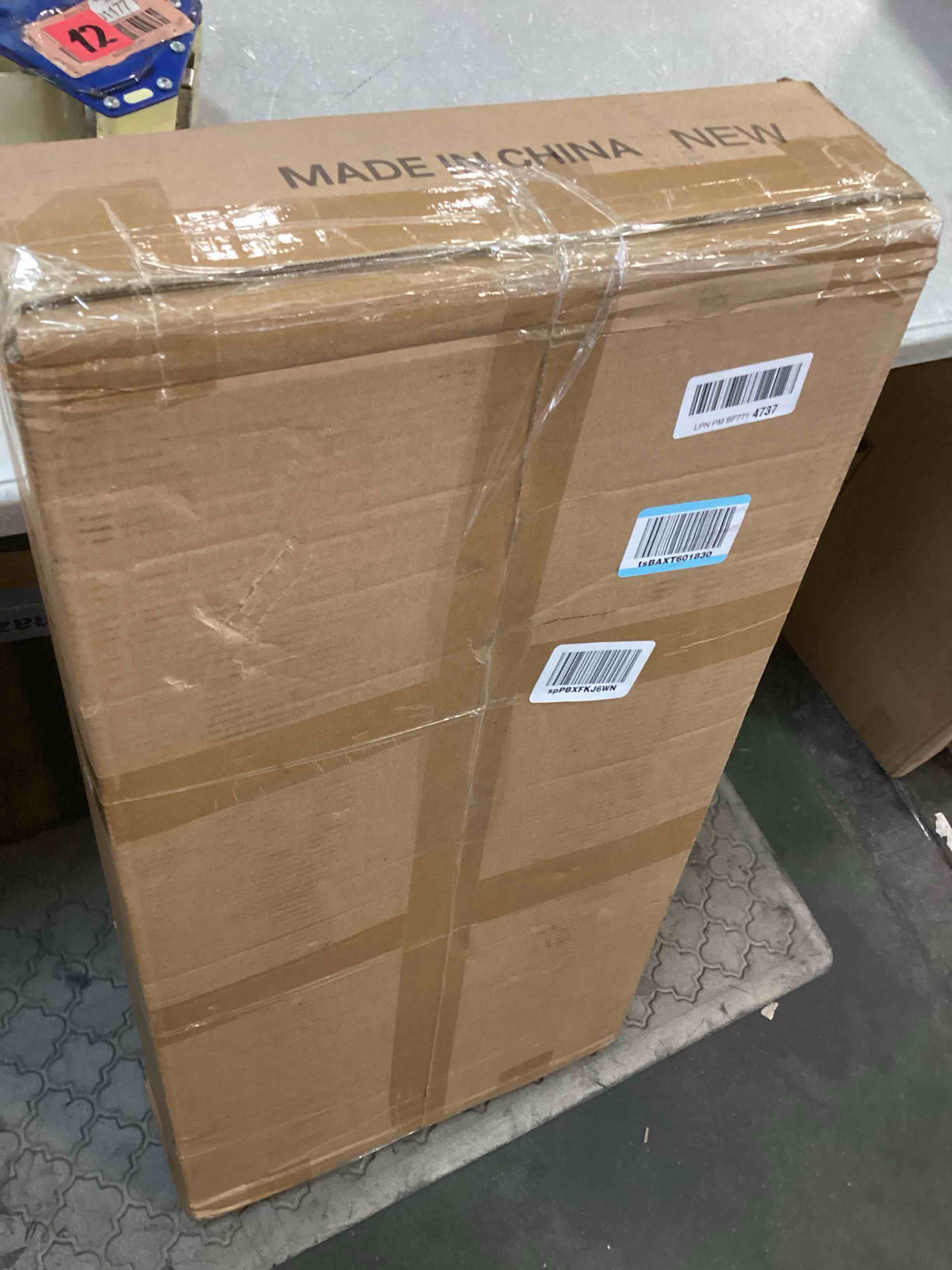 https://s3.amazonaws.com/lotting-images-prod/bidfta/PPE0024987_1724170356068.jpeg