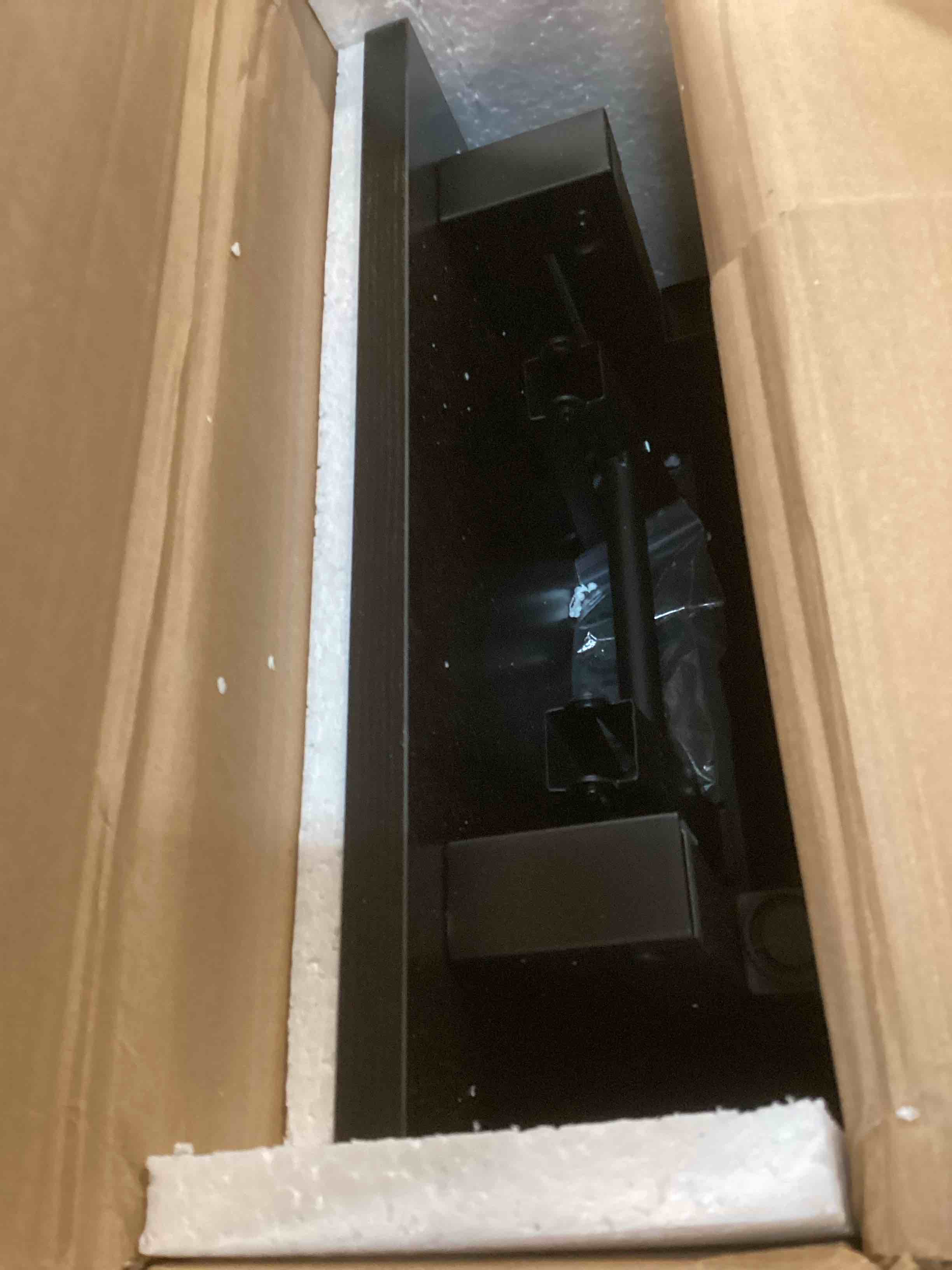 https://s3.amazonaws.com/lotting-images-prod/bidfta/PPE0024987_1724170372203.jpeg