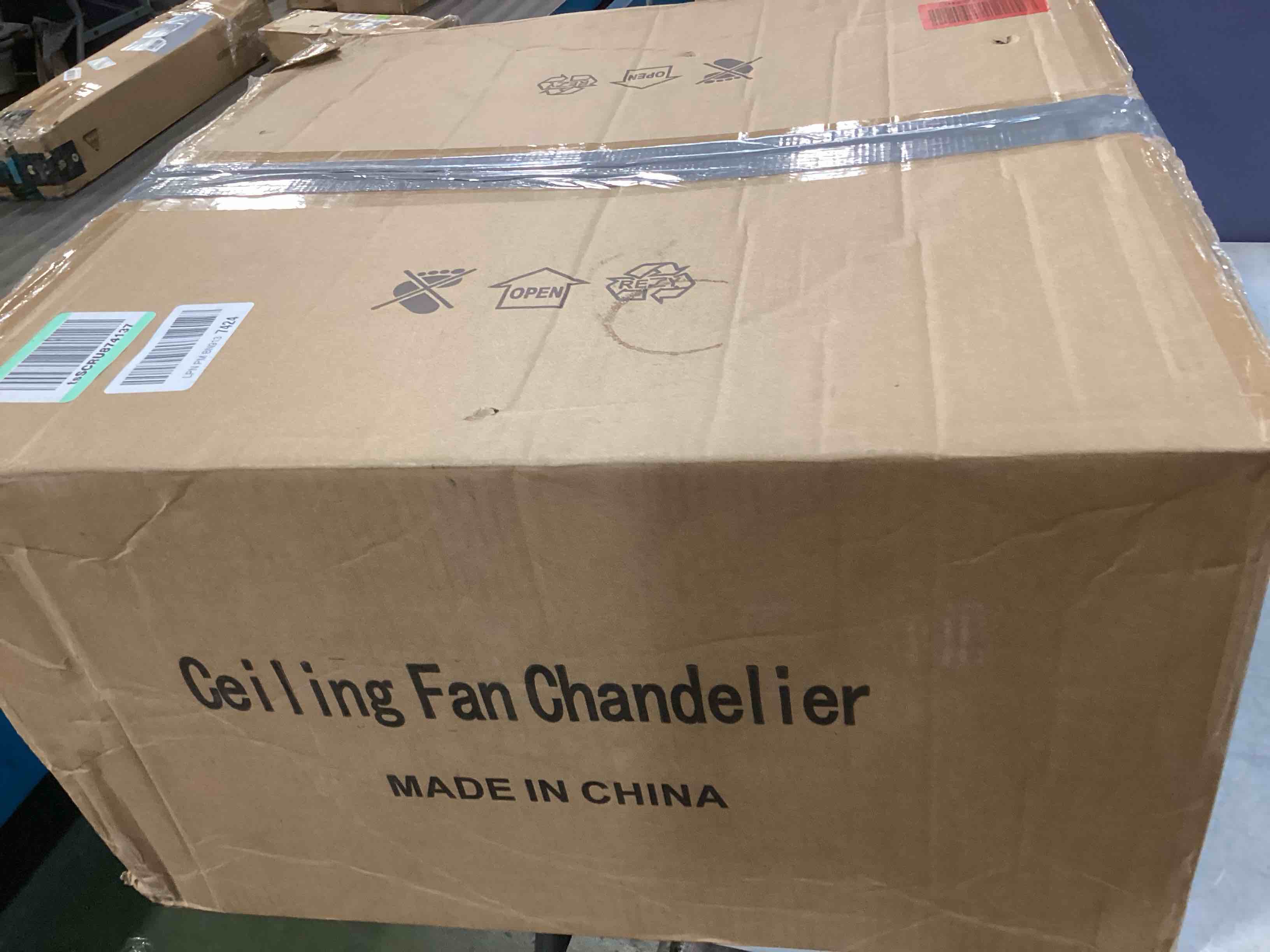 https://s3.amazonaws.com/lotting-images-prod/bidfta/PPE0025105_1724098104155.jpeg