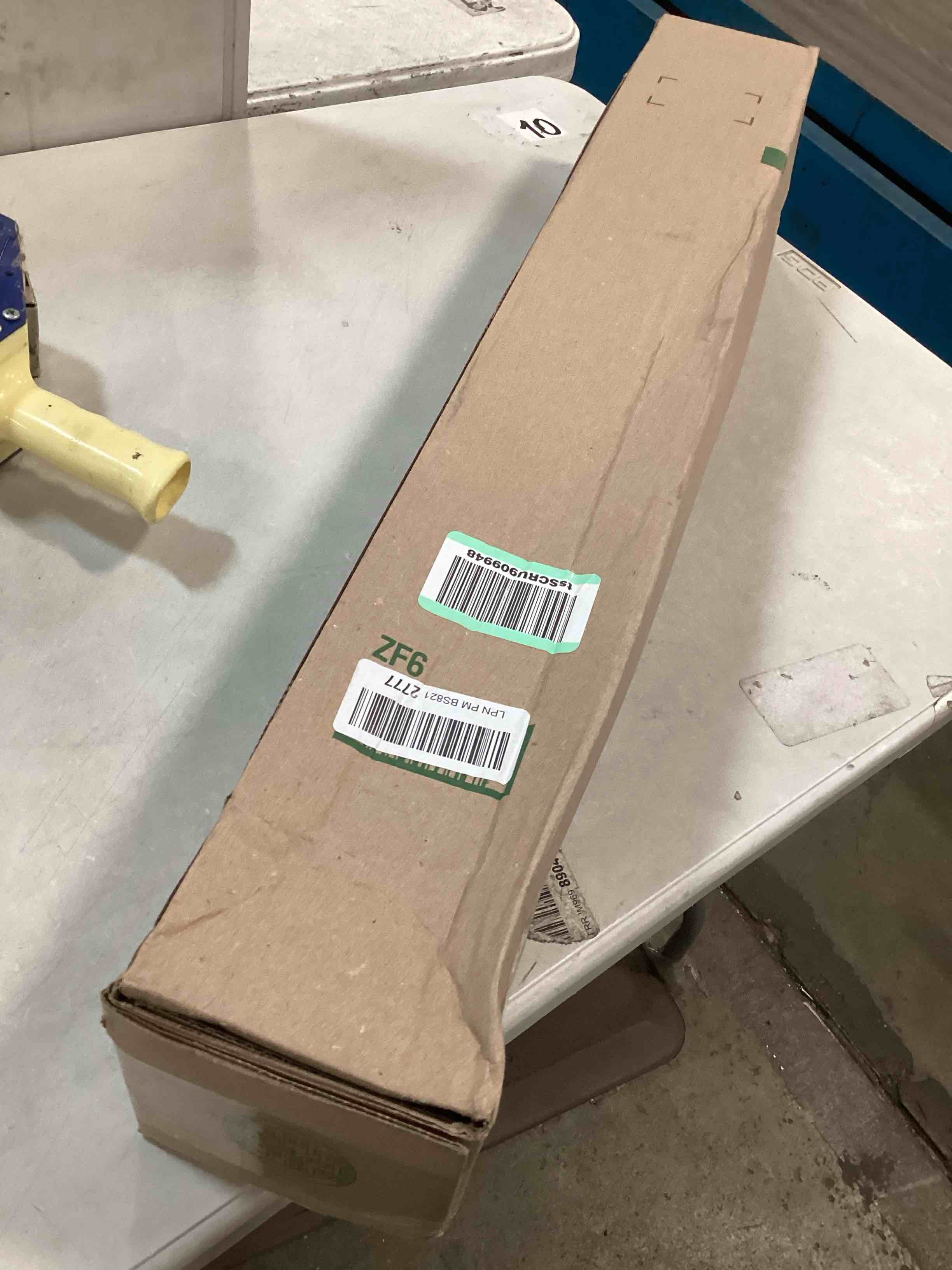 https://s3.amazonaws.com/lotting-images-prod/bidfta/PPE0025476_1723821048440.jpeg