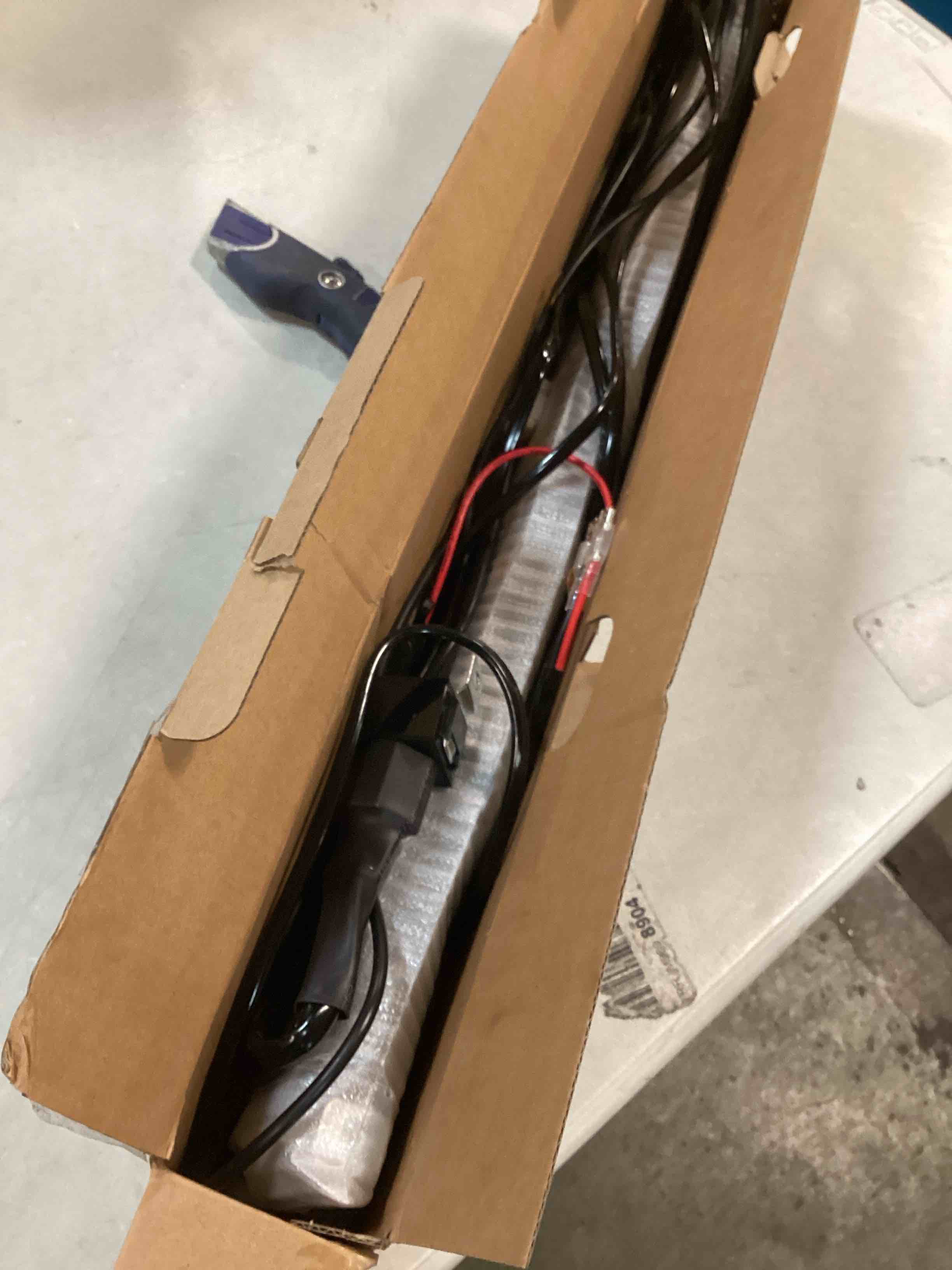 https://s3.amazonaws.com/lotting-images-prod/bidfta/PPE0025491_1723819484760.jpeg