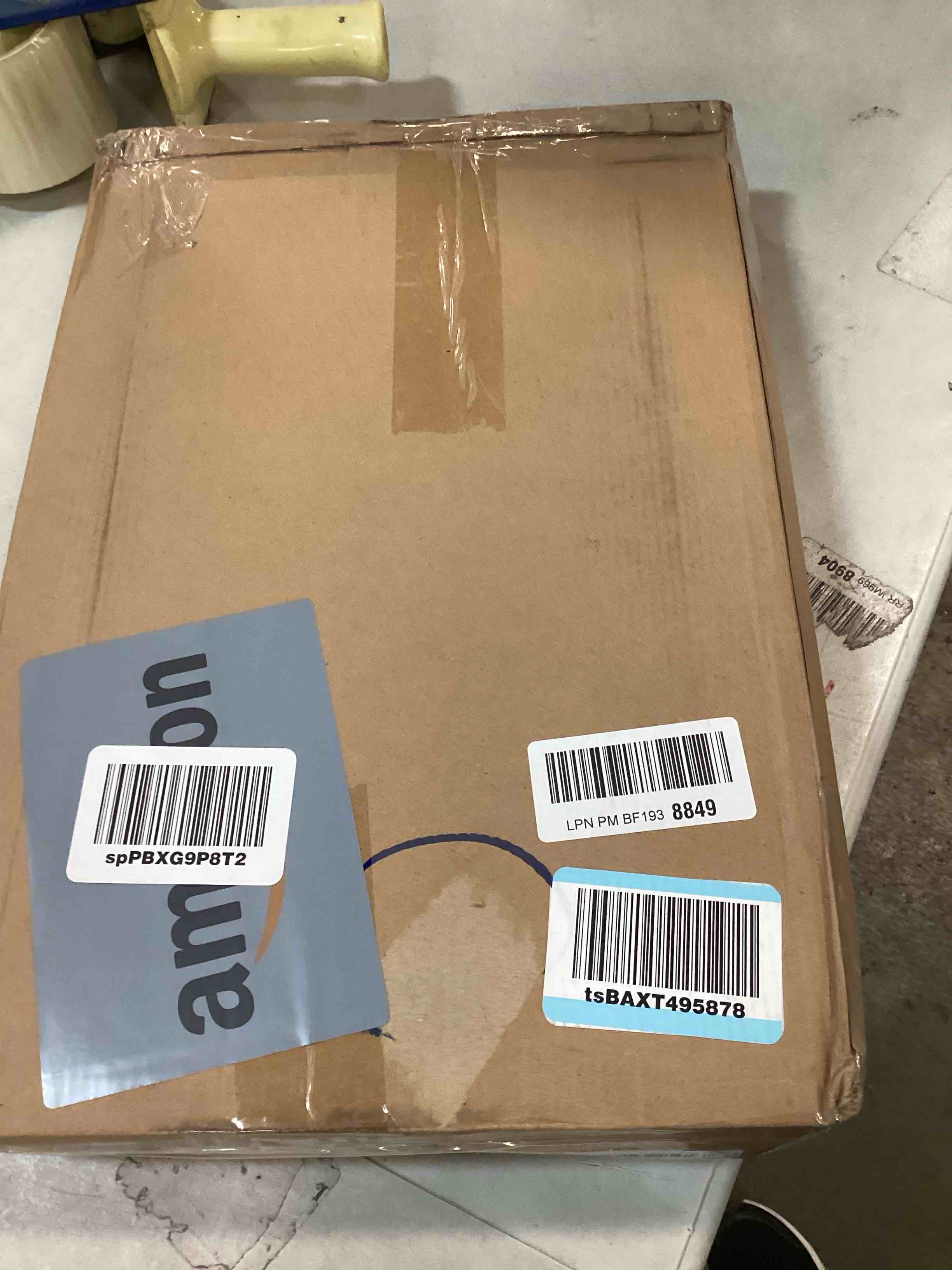 https://s3.amazonaws.com/lotting-images-prod/bidfta/PPE0025524_1723815196434.jpeg