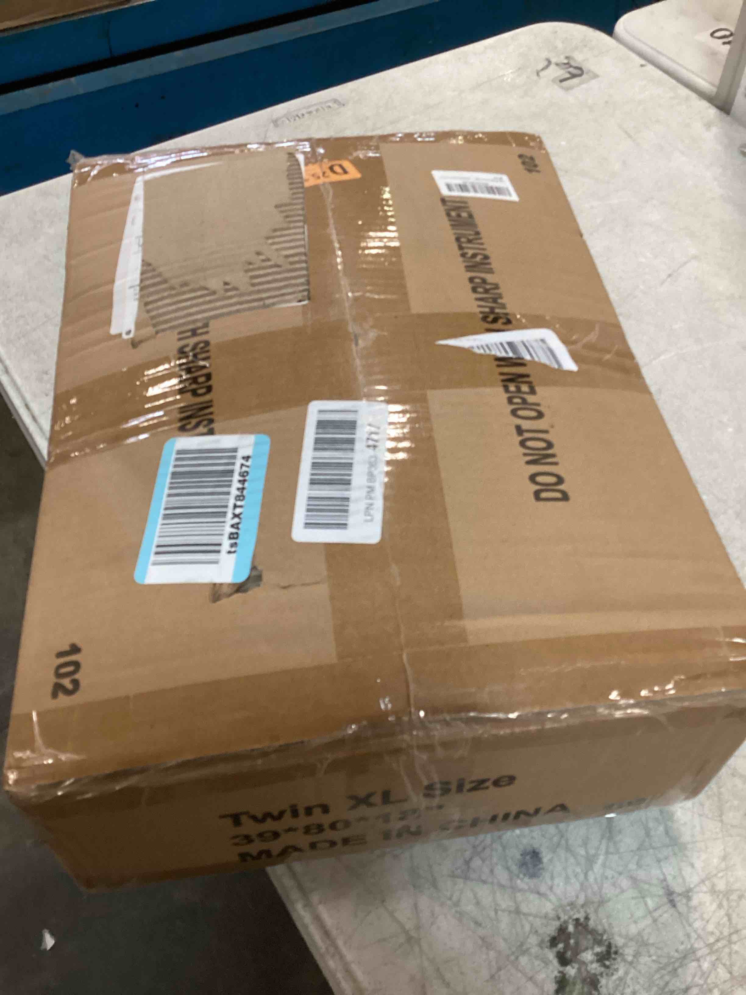 https://s3.amazonaws.com/lotting-images-prod/bidfta/PPE0025603_1723750958958.jpeg