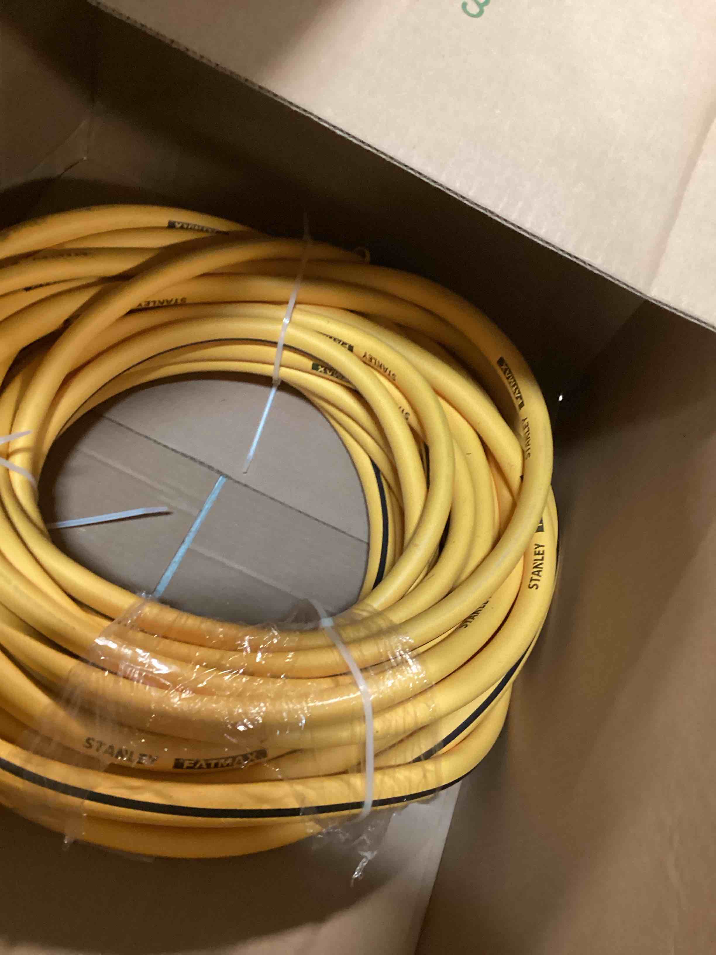 https://s3.amazonaws.com/lotting-images-prod/bidfta/PPE0025633_1723745353273.jpeg