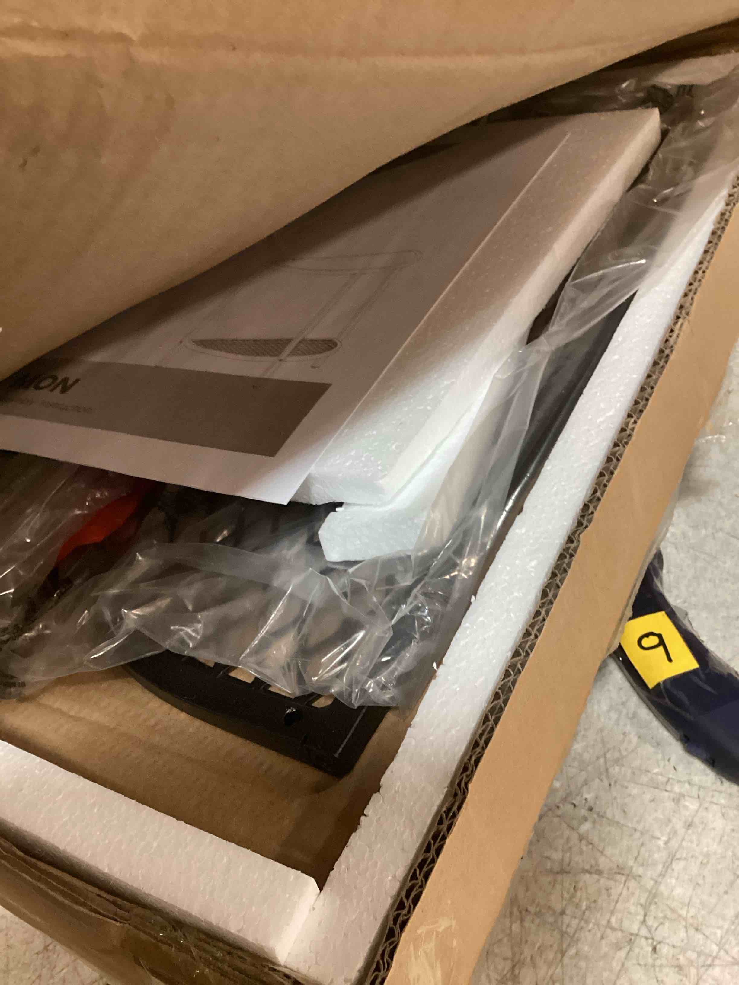 https://s3.amazonaws.com/lotting-images-prod/bidfta/PPE0025802_1723726046633.jpeg