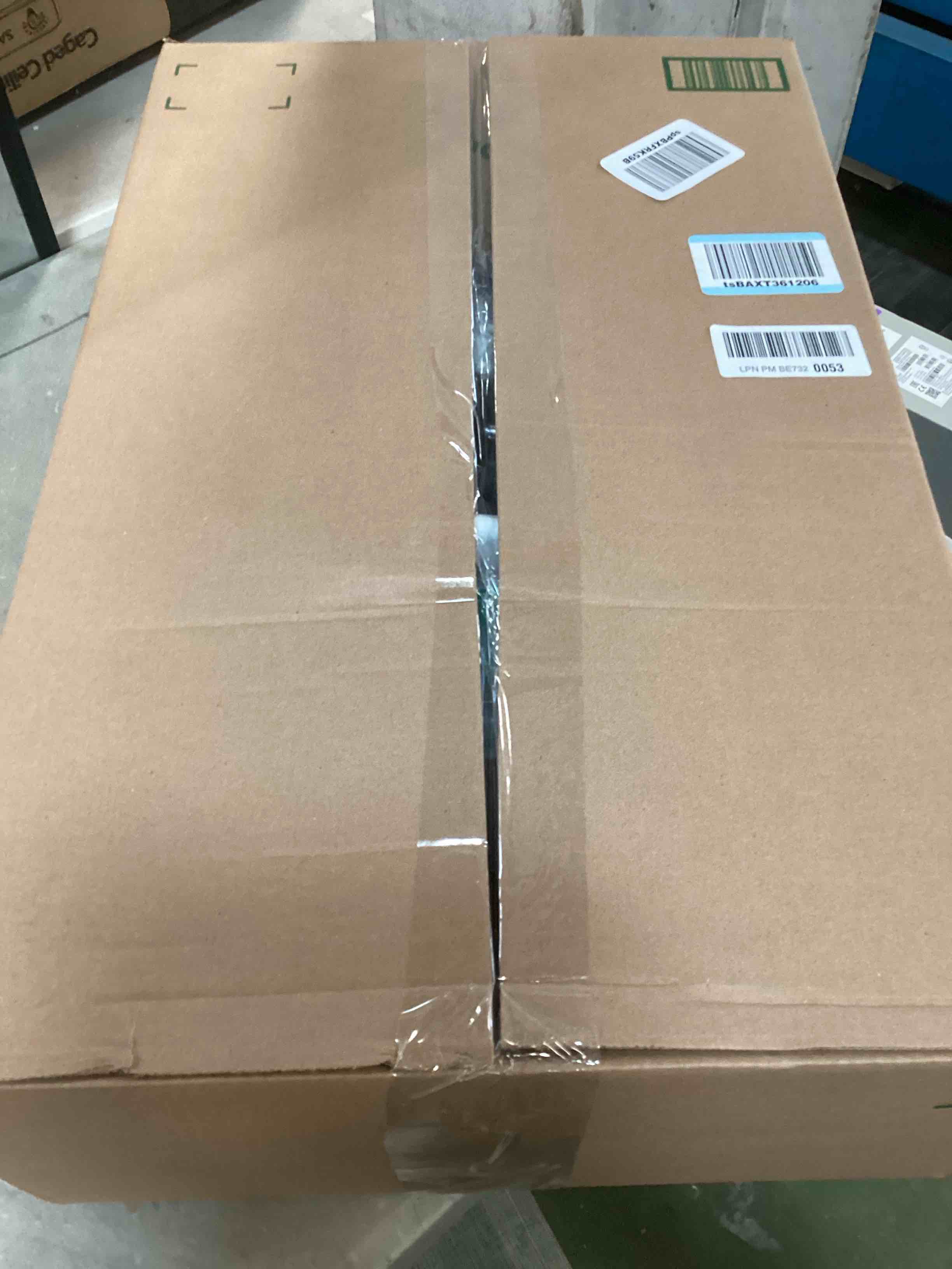 https://s3.amazonaws.com/lotting-images-prod/bidfta/PPE0025897_1723658308349.jpeg