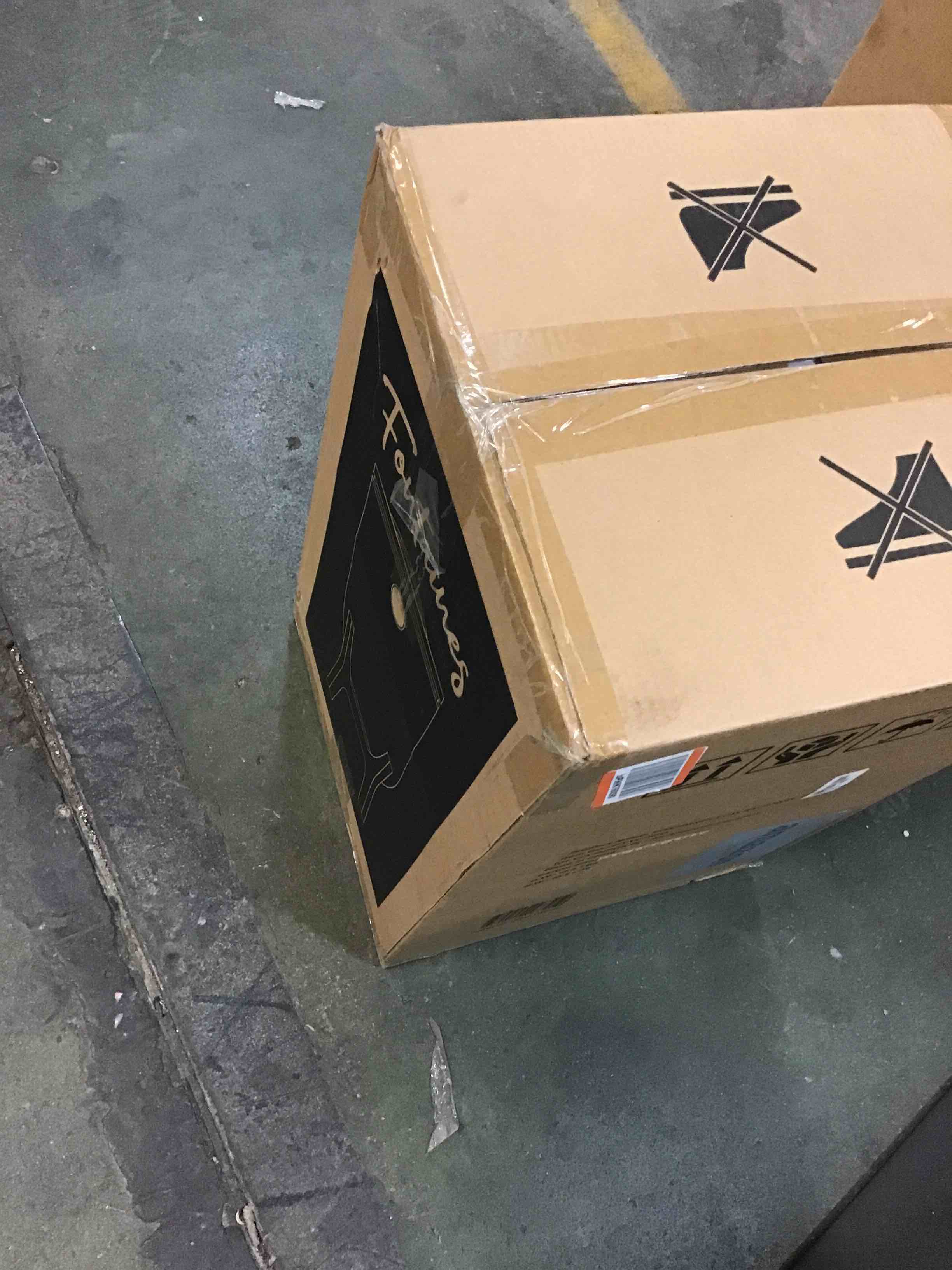 https://s3.amazonaws.com/lotting-images-prod/bidfta/PPE0026041_1728597937821.jpeg
