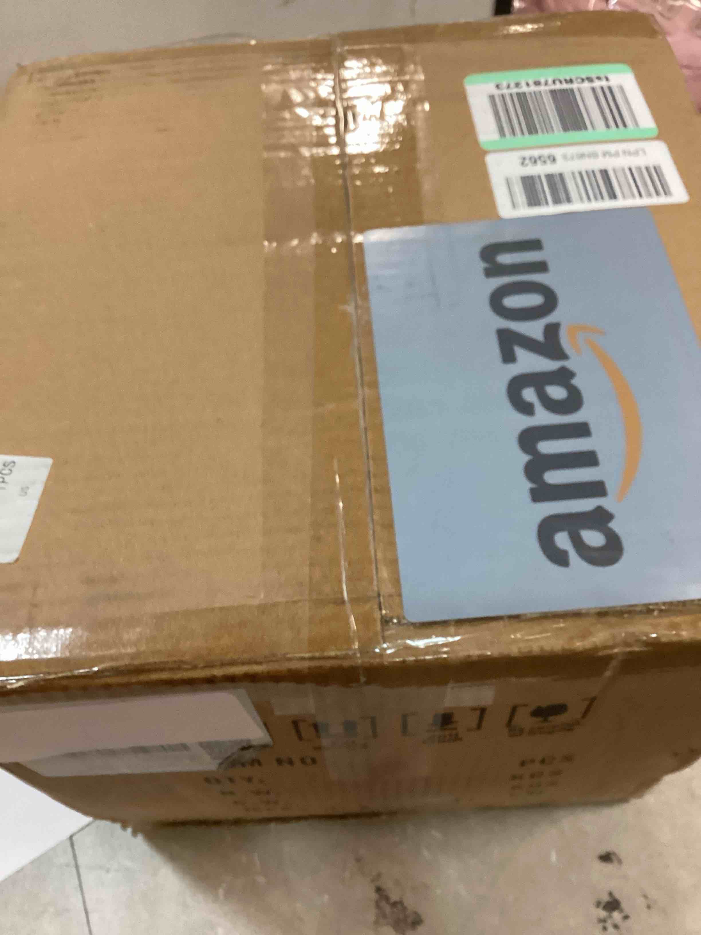 https://s3.amazonaws.com/lotting-images-prod/bidfta/PPE0026207_1728513252215.jpeg