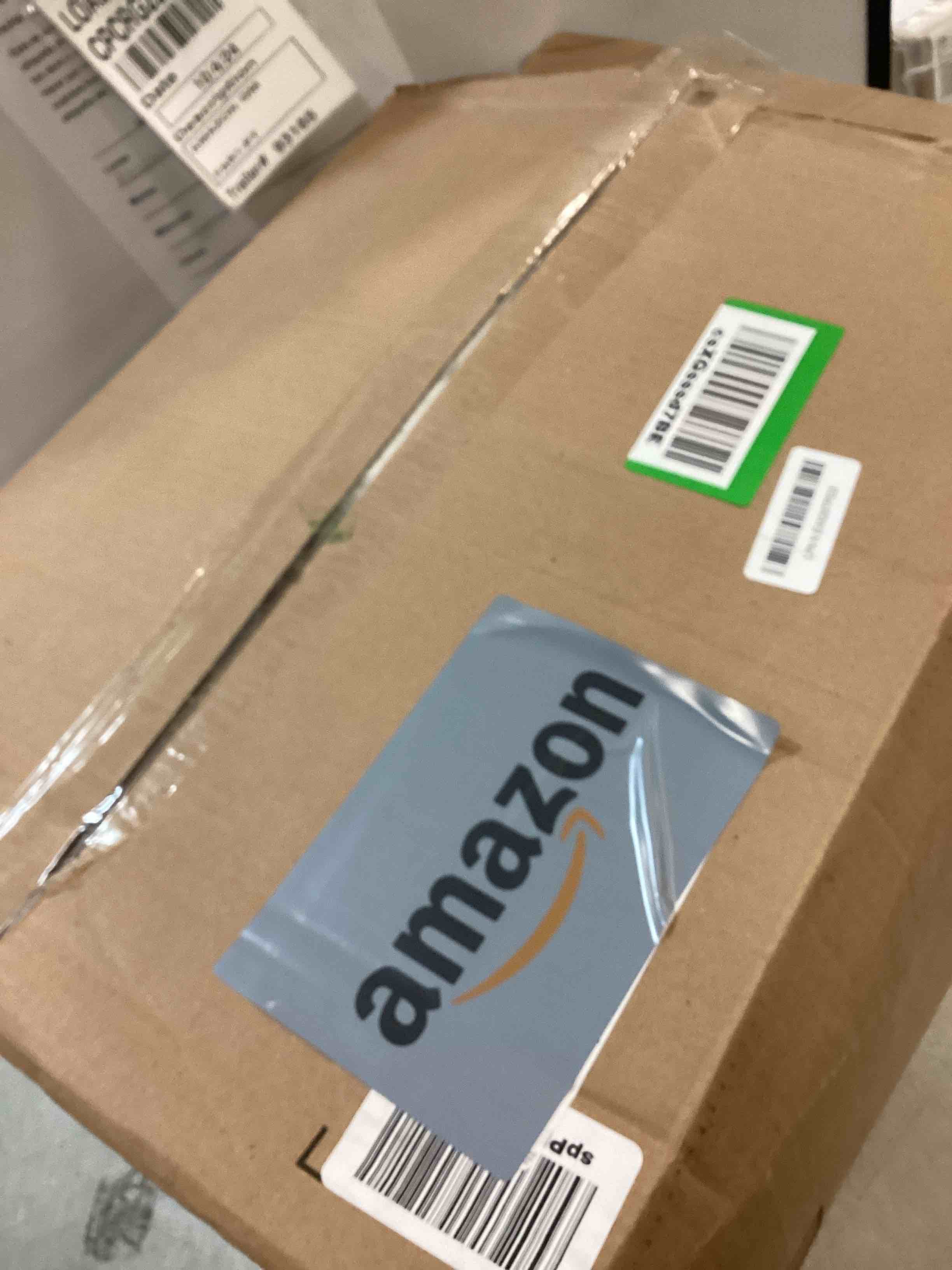 https://s3.amazonaws.com/lotting-images-prod/bidfta/PPE0026488_1728363148851.jpeg