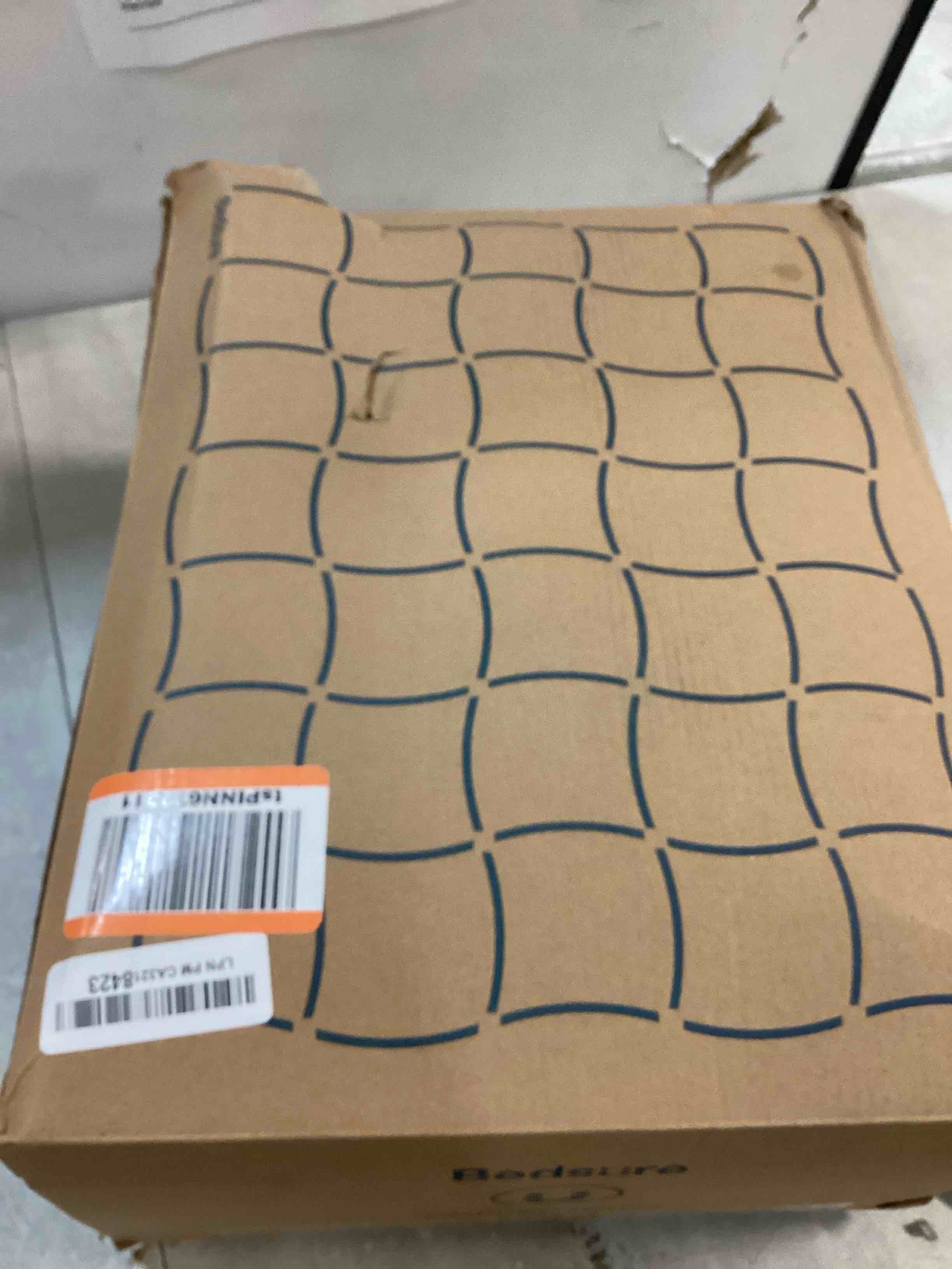 https://s3.amazonaws.com/lotting-images-prod/bidfta/PPE0026489_1728363082390.jpeg