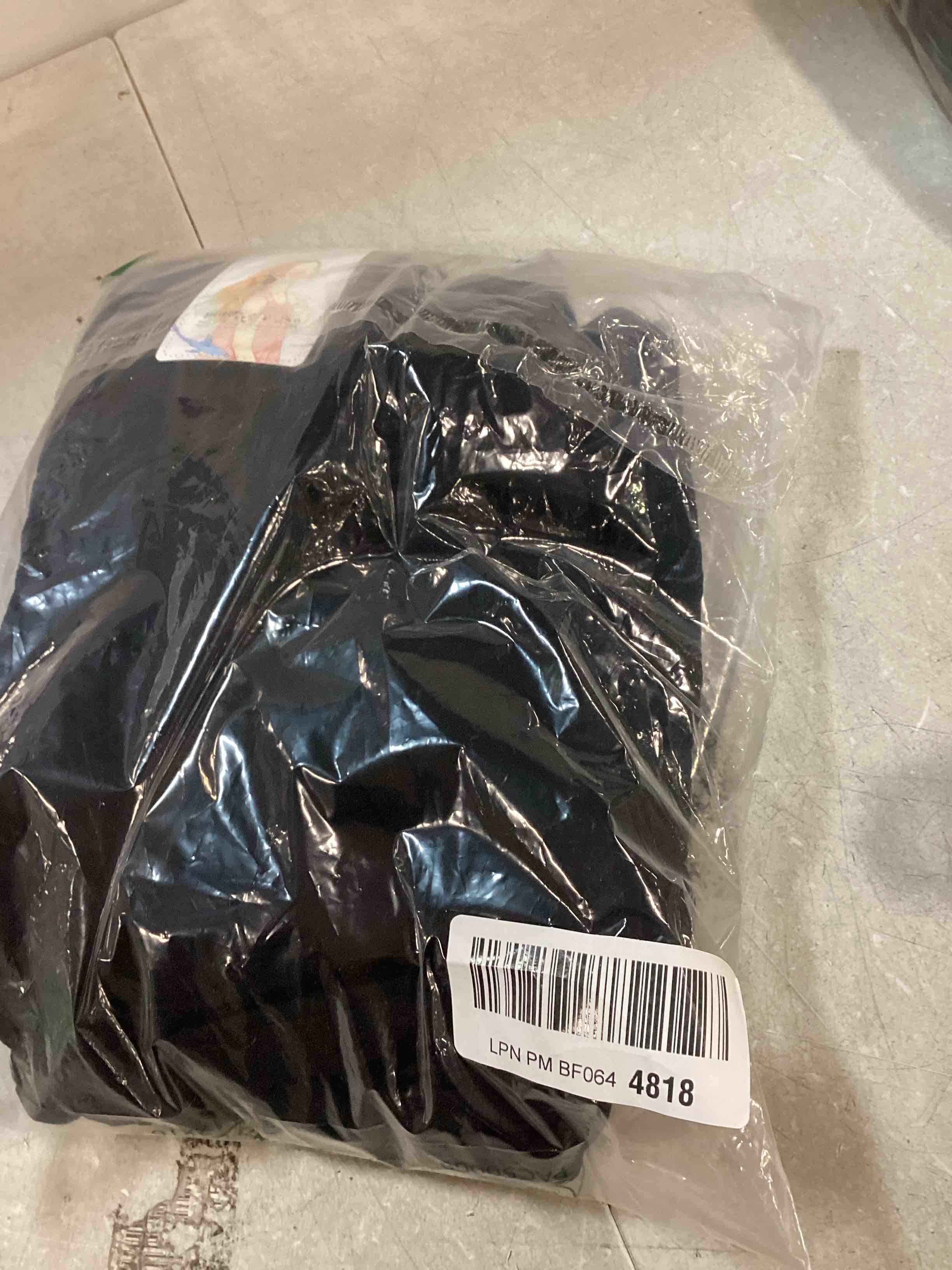https://s3.amazonaws.com/lotting-images-prod/bidfta/PPE0026539_1728359458951.jpeg