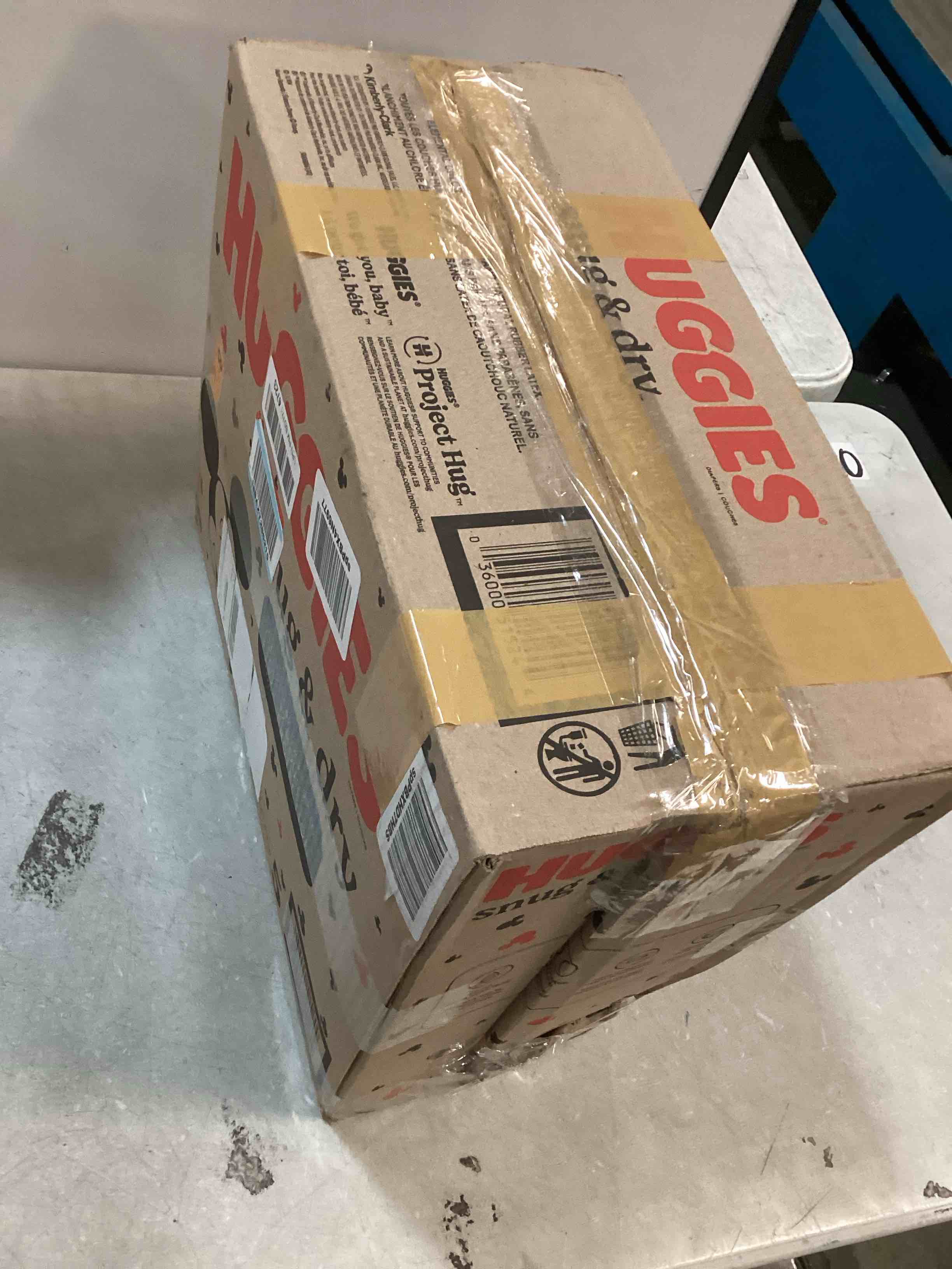 Huggies Size 5 Diapers, Snug & Dry Baby Diapers, Size 5 (27+ lbs), 156