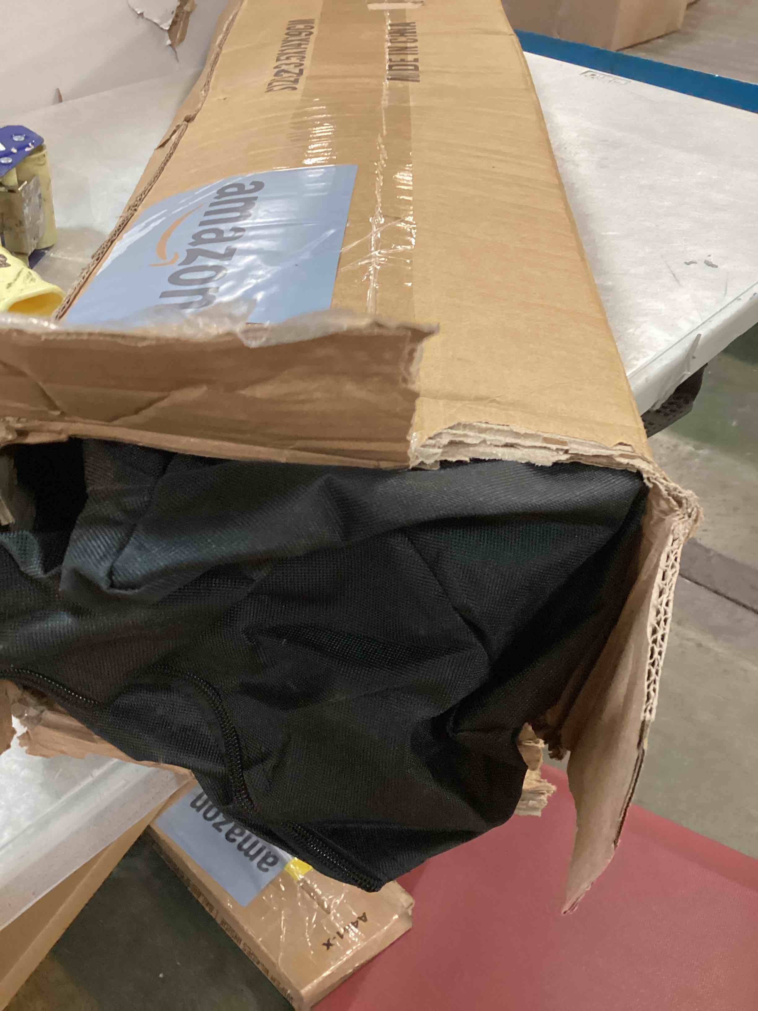 https://s3.amazonaws.com/lotting-images-prod/bidfta/PPE0027489_1727915315737.jpeg