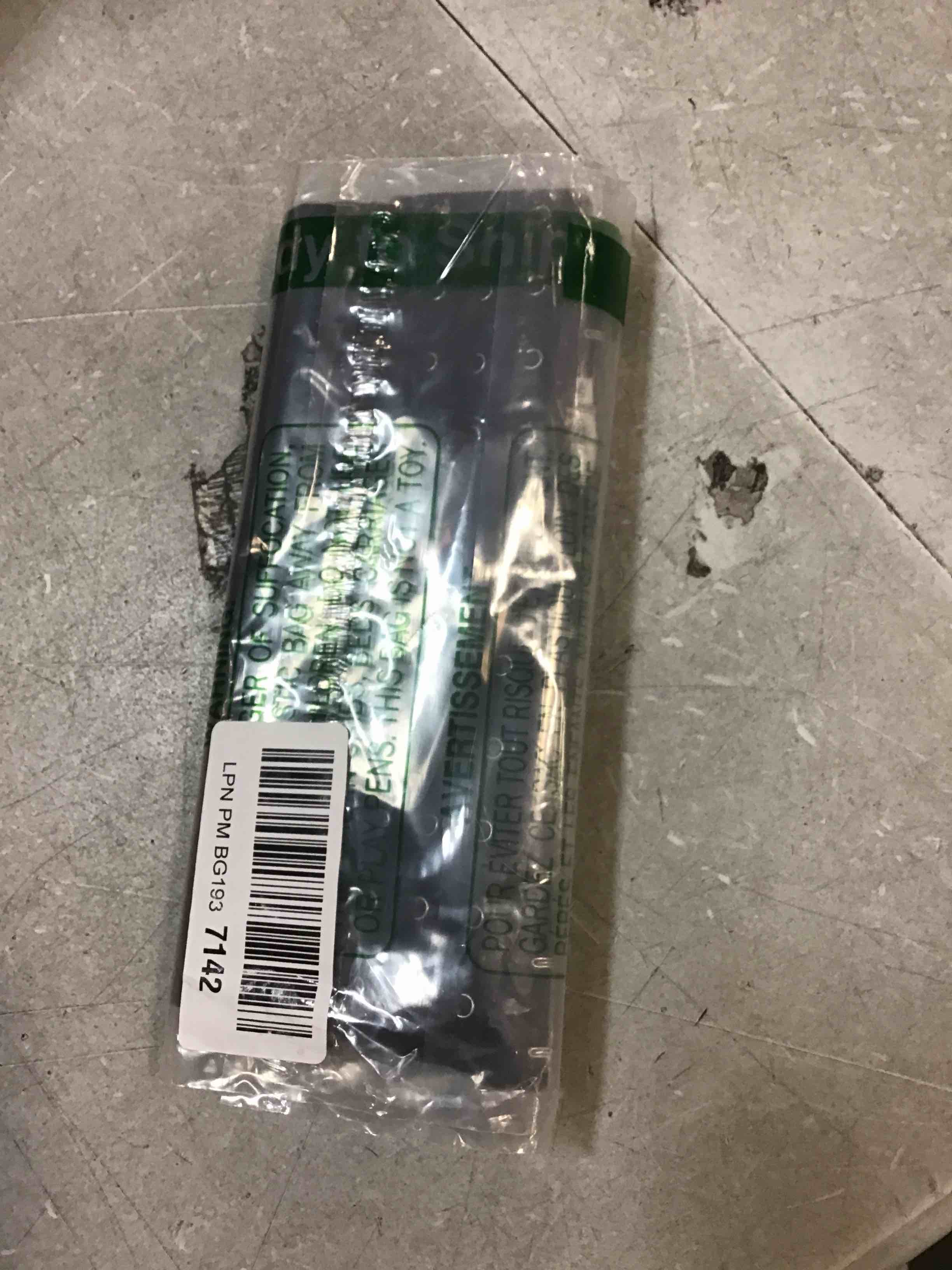https://s3.amazonaws.com/lotting-images-prod/bidfta/PPE0027674_1727834680240.jpeg
