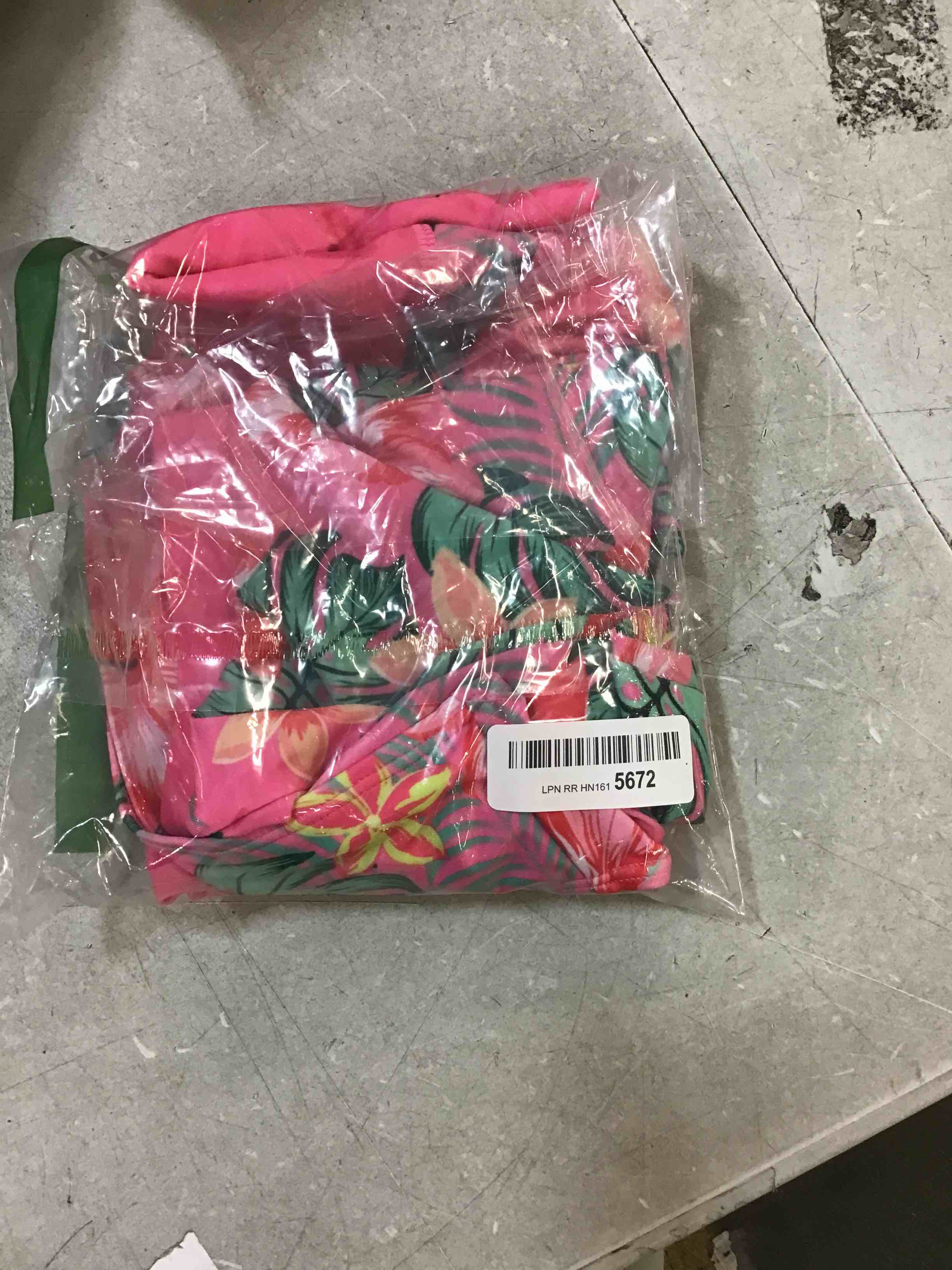 https://s3.amazonaws.com/lotting-images-prod/bidfta/PPE0027678_1727834573908.jpeg