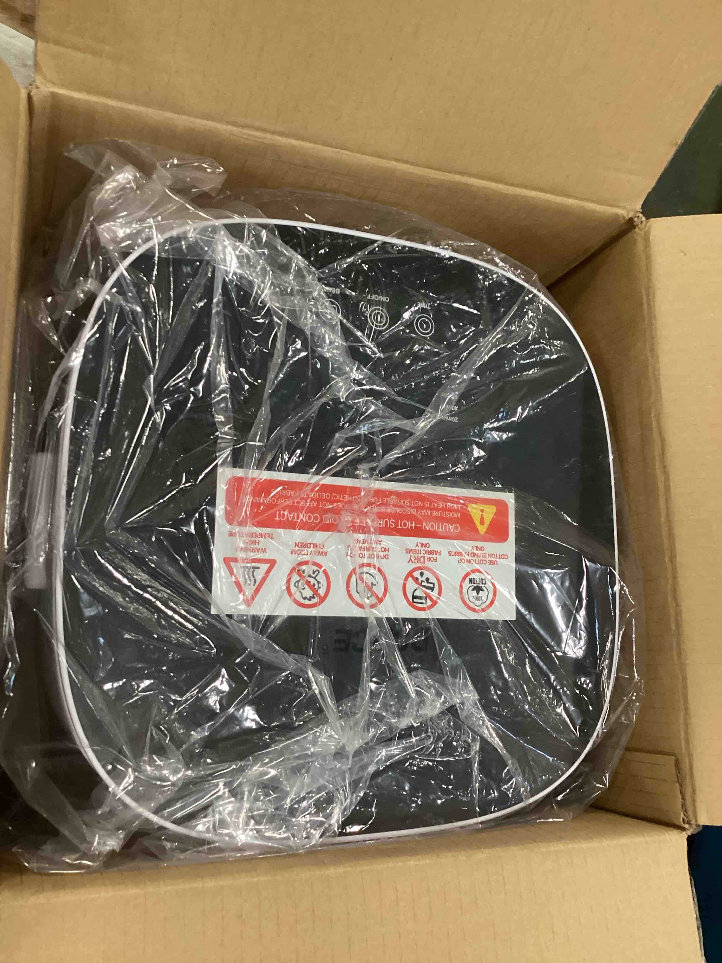 https://s3.amazonaws.com/lotting-images-prod/bidfta/PPE0029424_1723851851153.jpeg