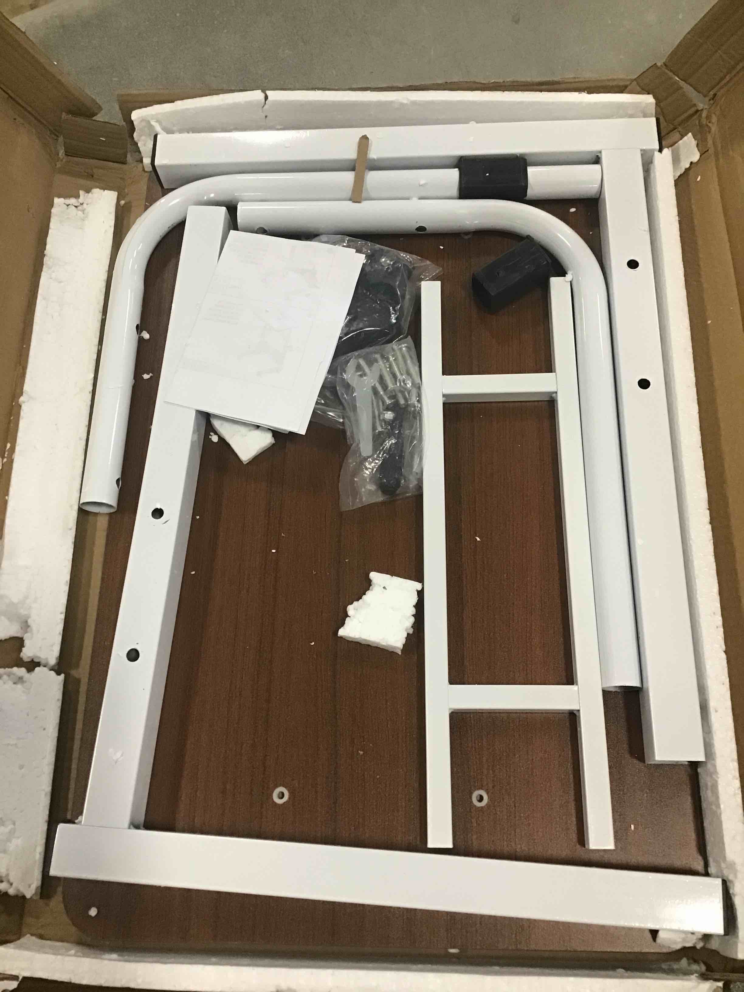 https://s3.amazonaws.com/lotting-images-prod/bidfta/PPE0029680_1723746645541.jpeg