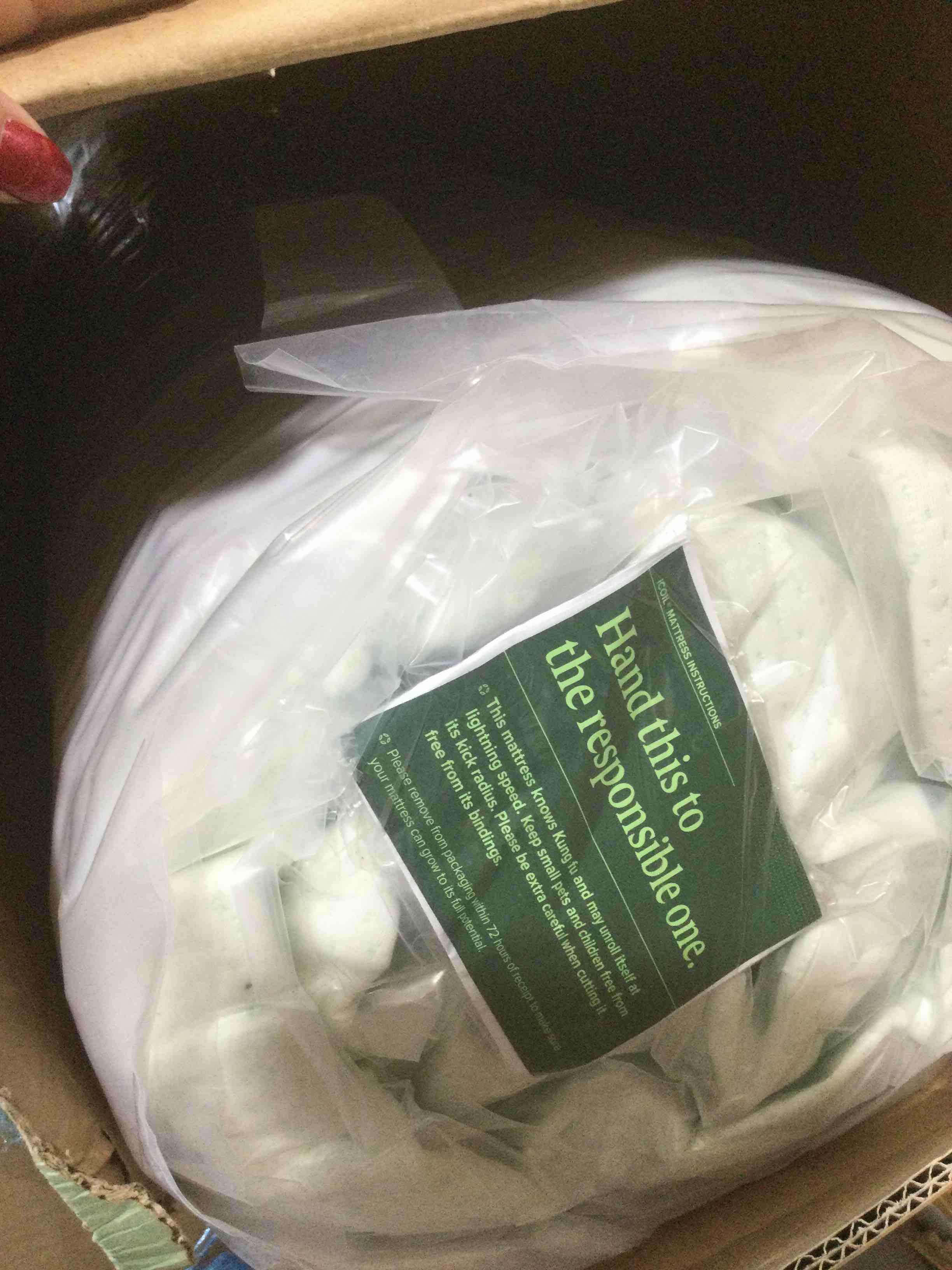 https://s3.amazonaws.com/lotting-images-prod/bidfta/PPE0031772_1723488305054.jpeg