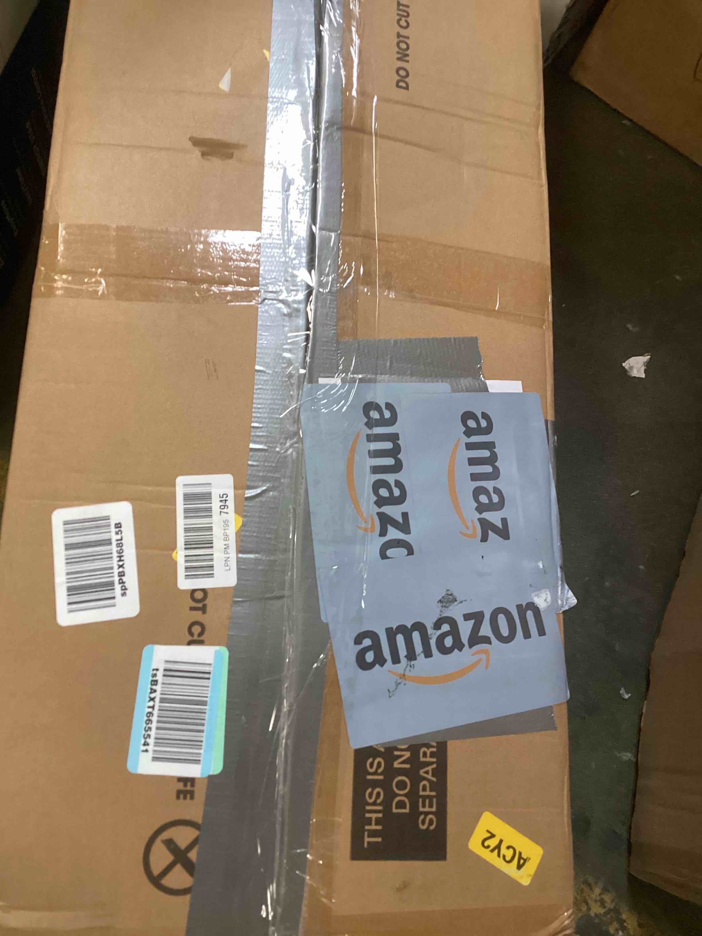 https://s3.amazonaws.com/lotting-images-prod/bidfta/PPE0032456_1724265086049.jpeg