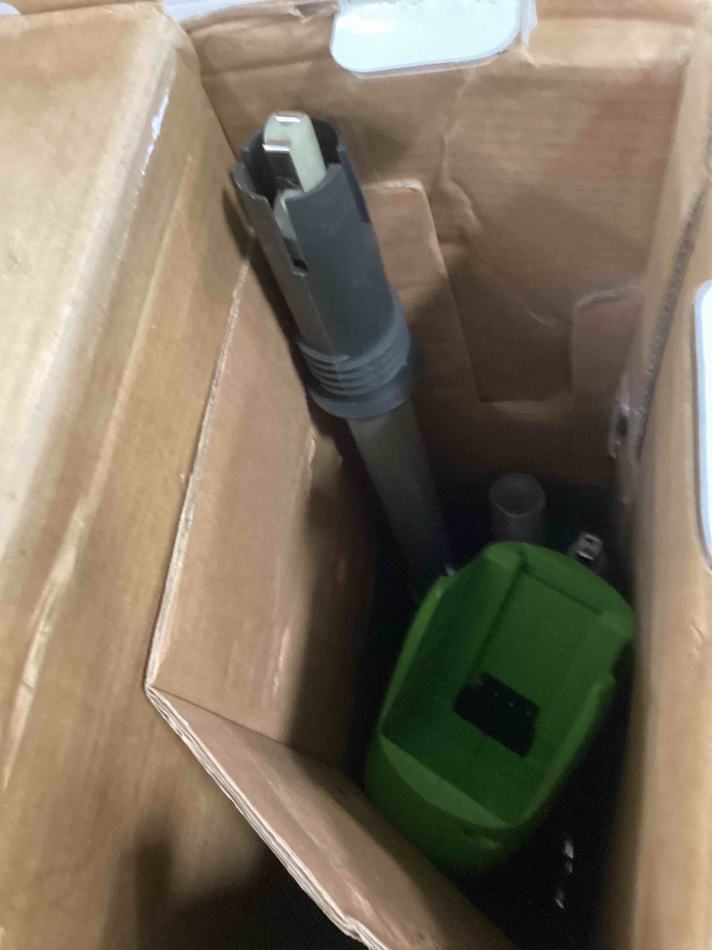 https://s3.amazonaws.com/lotting-images-prod/bidfta/PPE0032630_1724243178803.jpeg