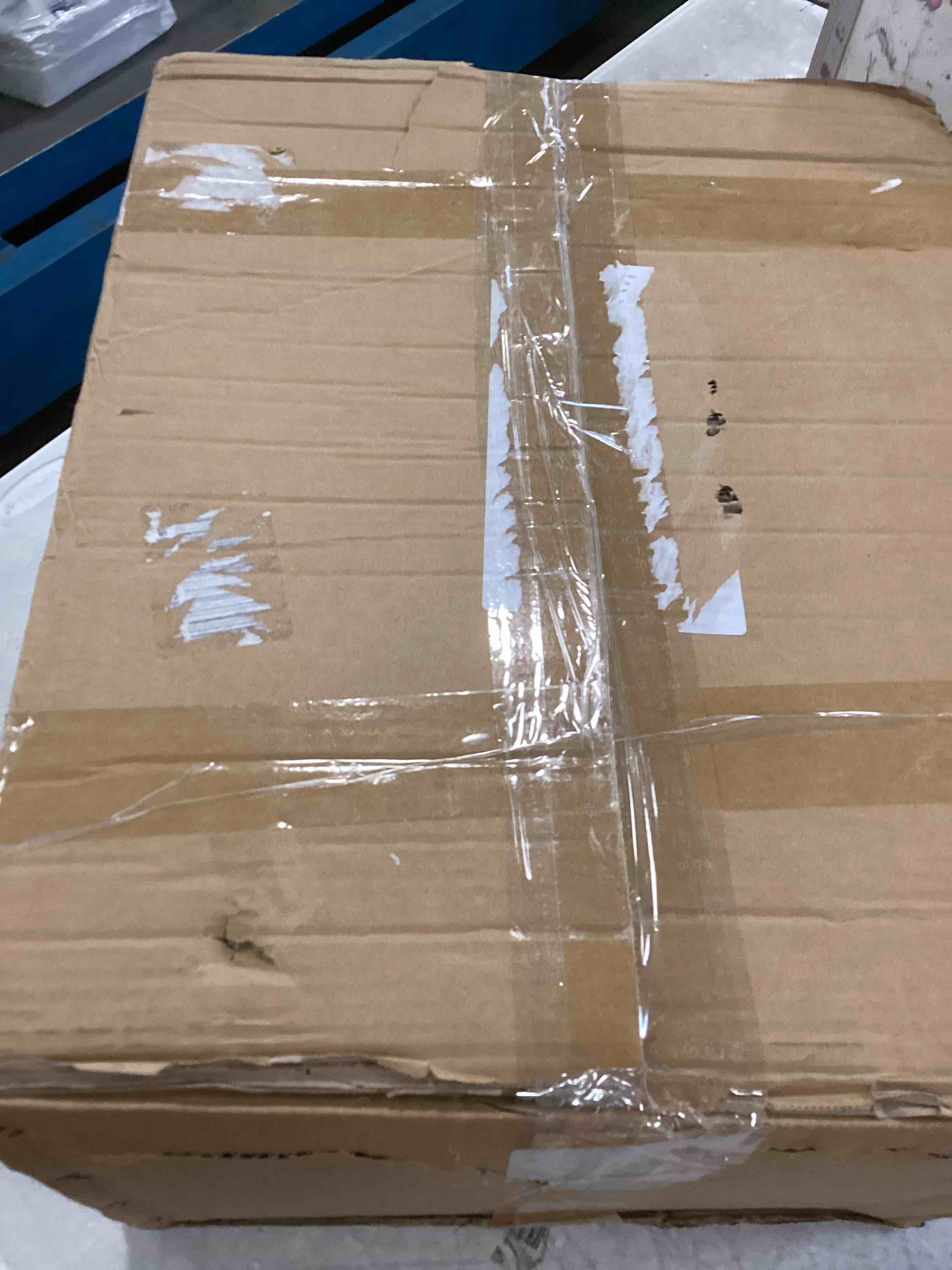 https://s3.amazonaws.com/lotting-images-prod/bidfta/PPE0032833_1724158683569.jpeg