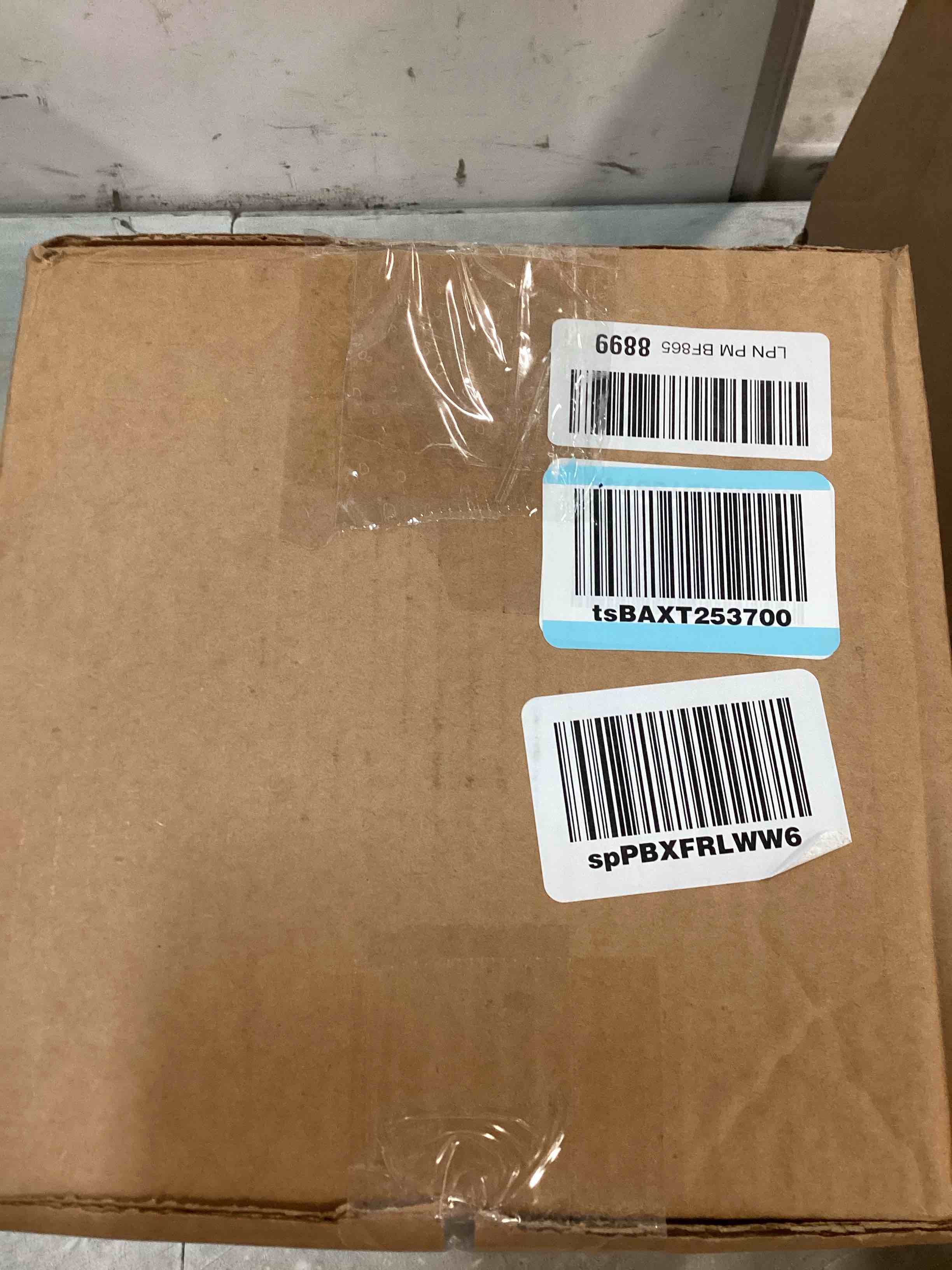 https://s3.amazonaws.com/lotting-images-prod/bidfta/PPE0033178_1723744629946.jpeg