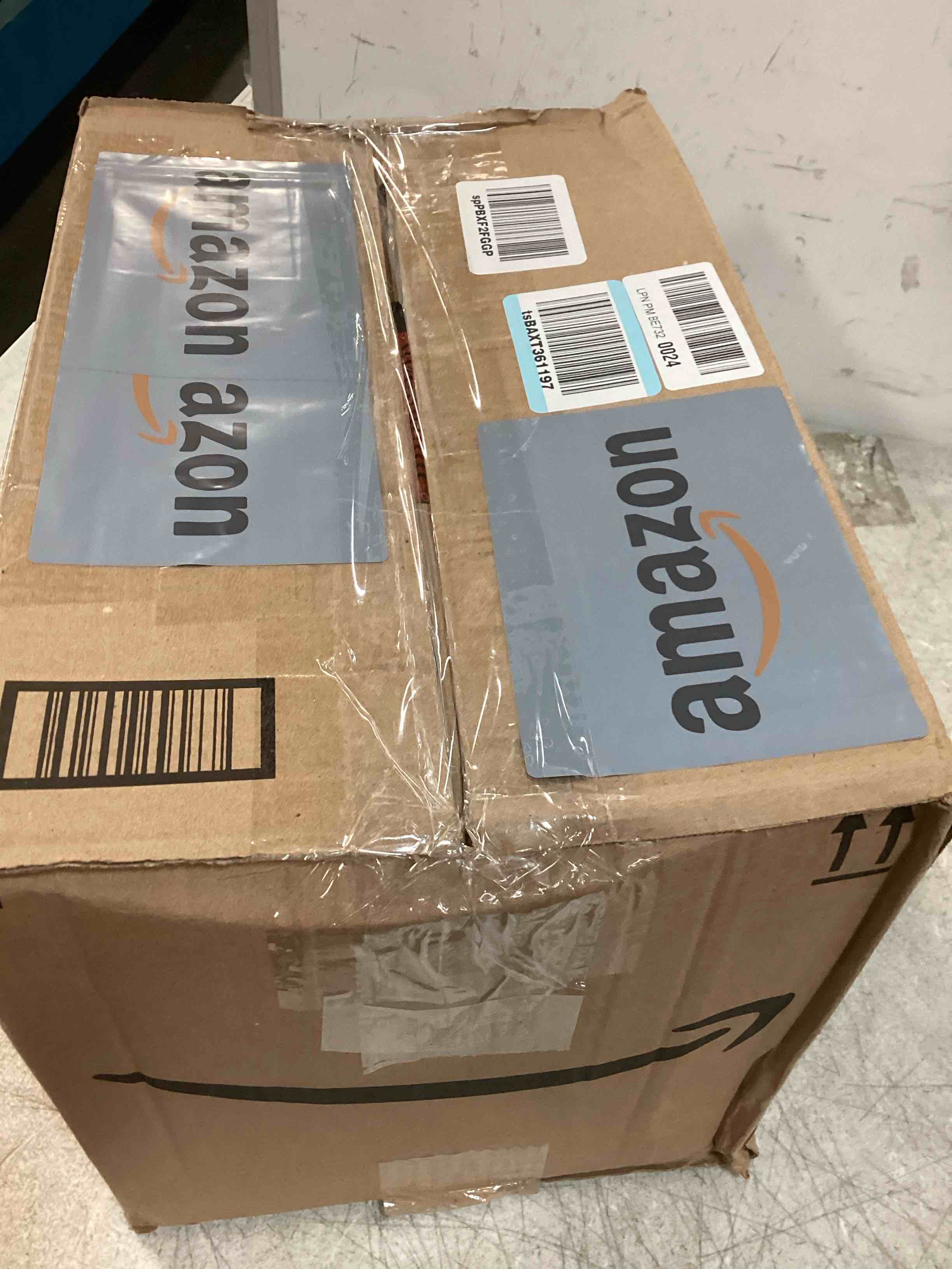 https://s3.amazonaws.com/lotting-images-prod/bidfta/PPE0033457_1723649711378.jpeg