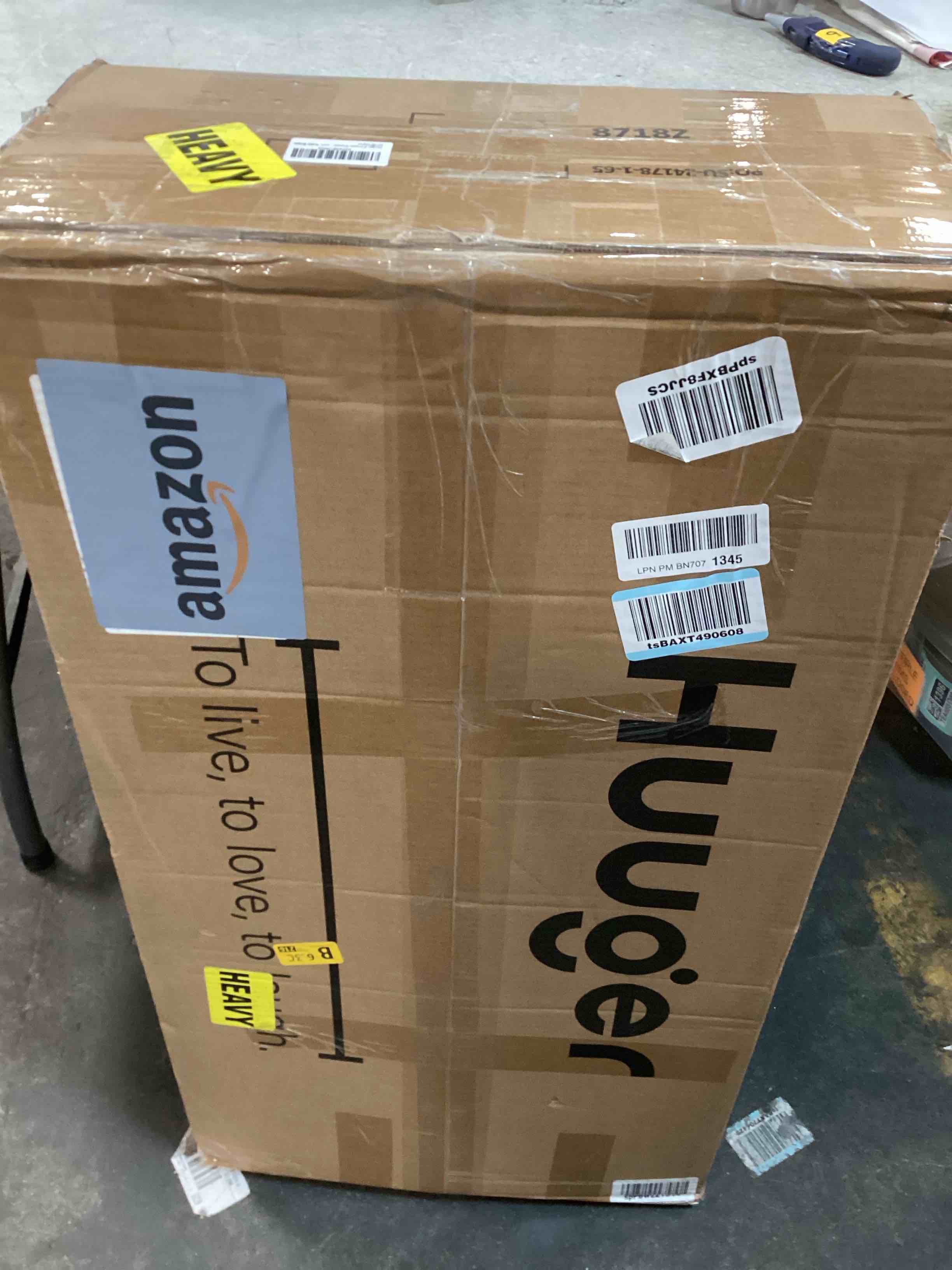 https://s3.amazonaws.com/lotting-images-prod/bidfta/PPE0033459_1723649418651.jpeg