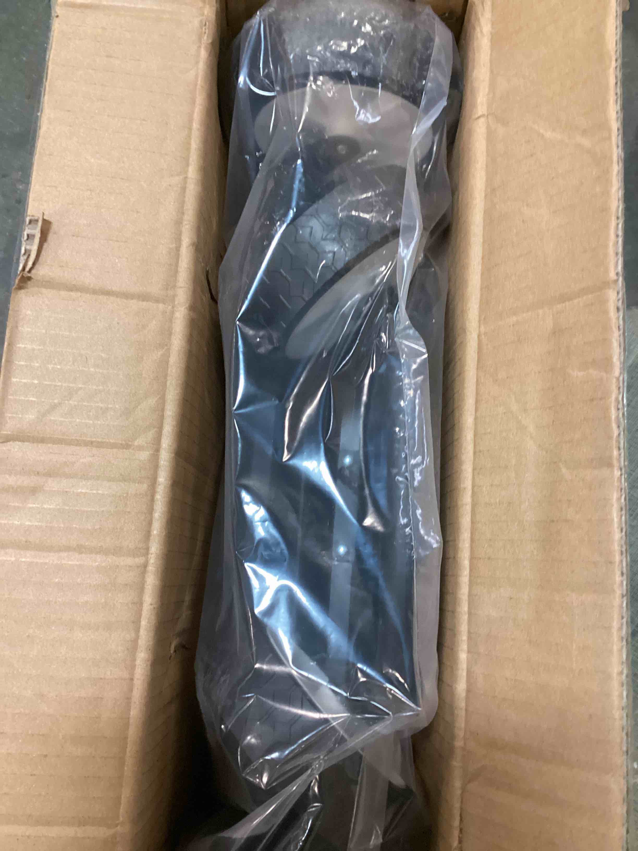 https://s3.amazonaws.com/lotting-images-prod/bidfta/PPE0033596_1723574584755.jpeg